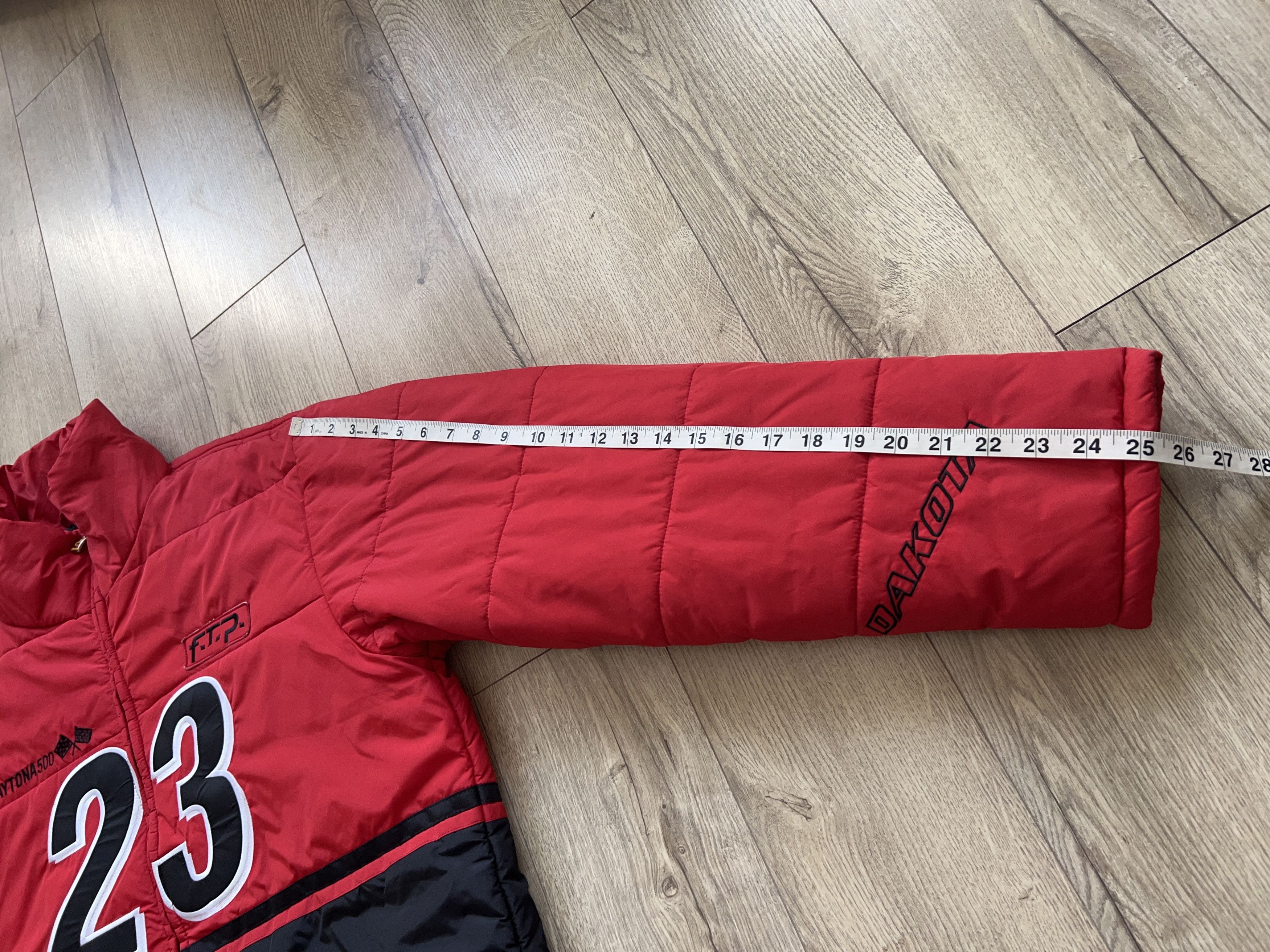 NASCAR × Vintage DAKOTA MOTORS Racing Puffer Jacket Insulated Red Daytona 500 Size US XL / EU 56 / 4 - 7 Thumbnail