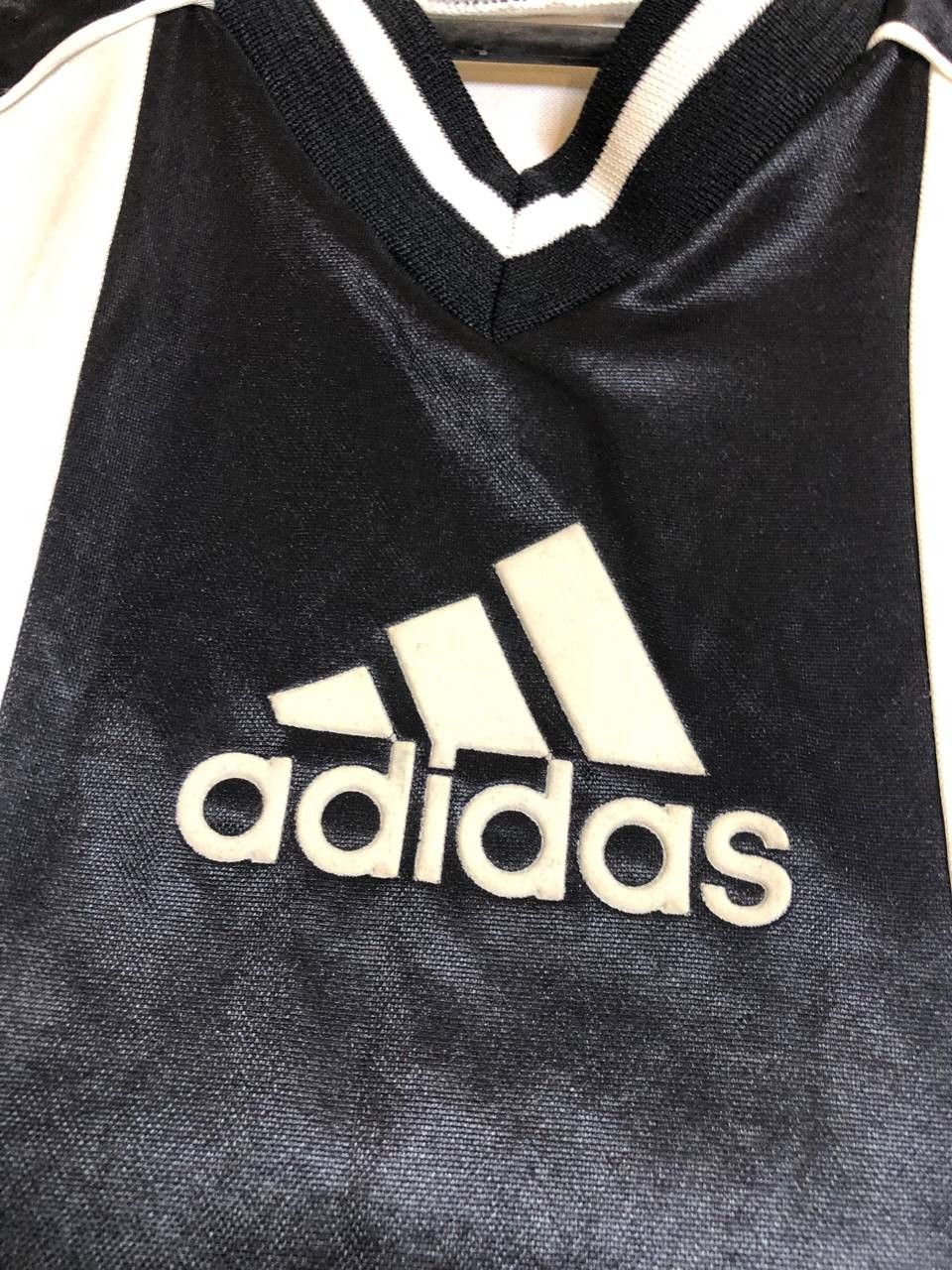 Adidas Adidas 90s template football shirt / jersey. XL mens. Size US XL / EU 56 / 4 - 4 Thumbnail