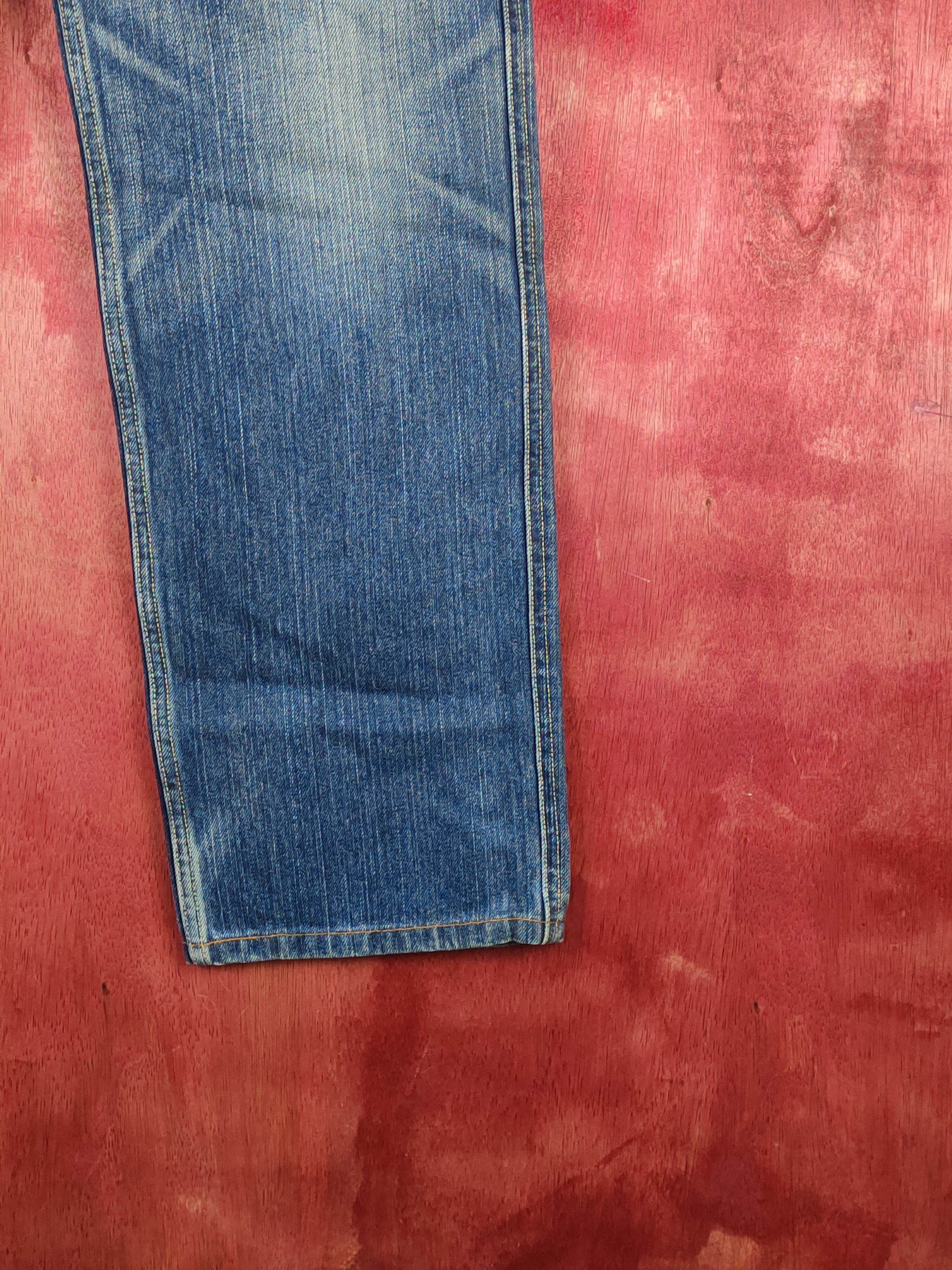 Levi's Levi's Blue Distressed Ripped denim Jeans #S1826 Size US 31 - 6 Thumbnail