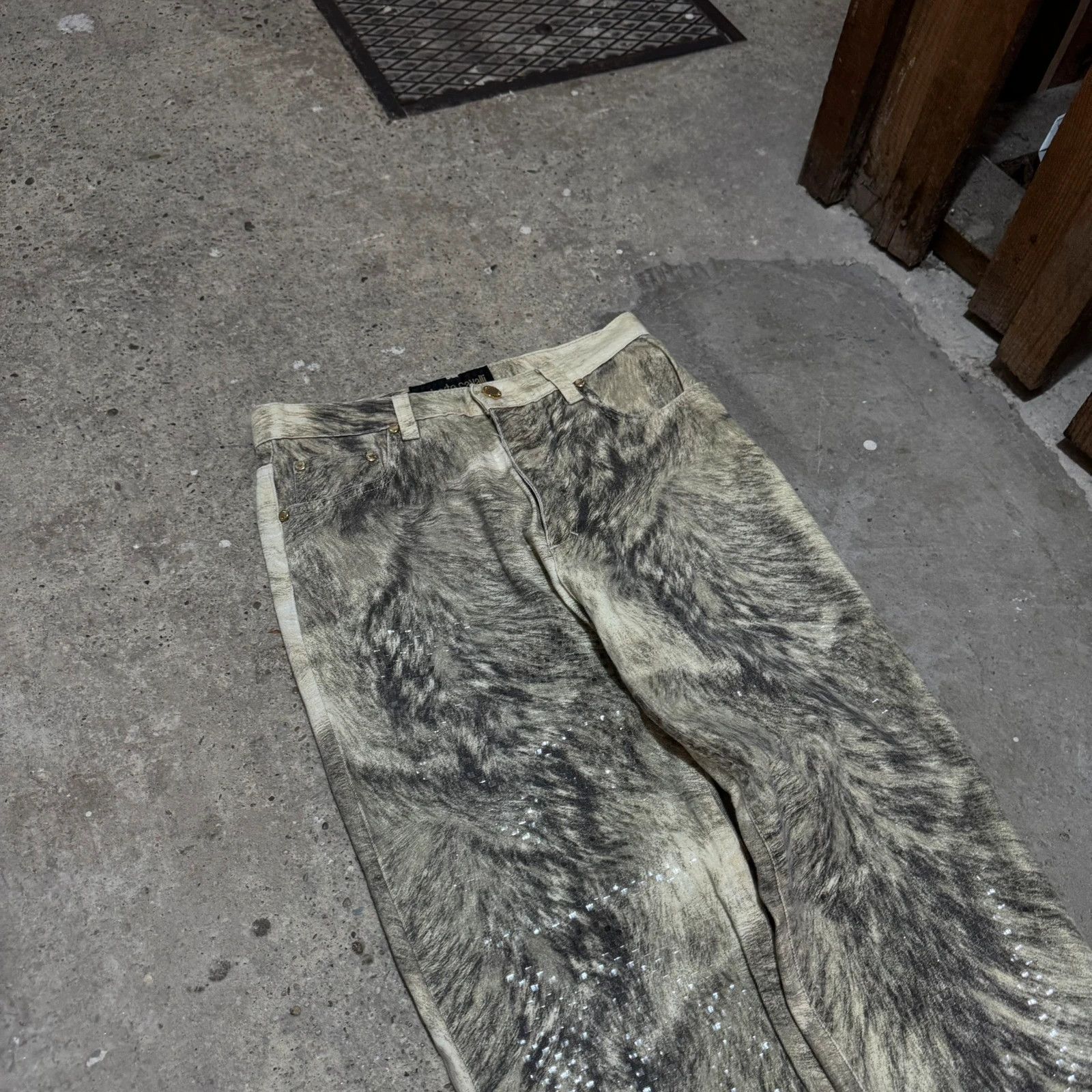 Roberto Cavalli AW1999 Roberto Cavalli wolf fur effect pants Size US 28 / EU 44 - 2 Thumbnail