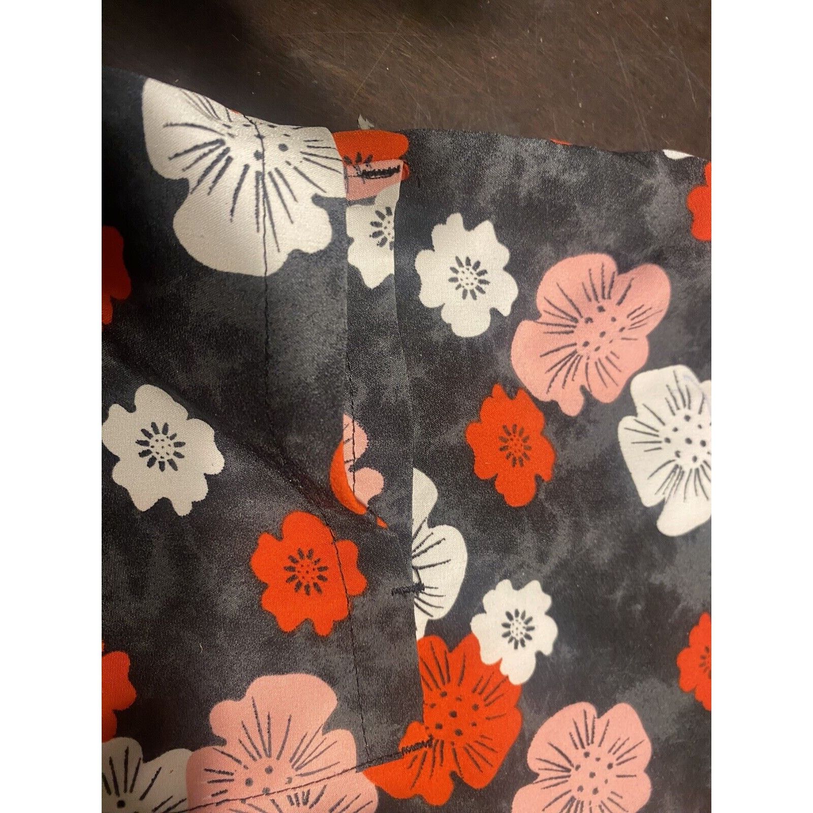 & Other Stories 1 PAIR OF WOMEN'S SILKY SCRUB TOP EASY STRETCH SIZE 2XL Size XXL / US 16-18 / IT 52-54 - 11 Thumbnail