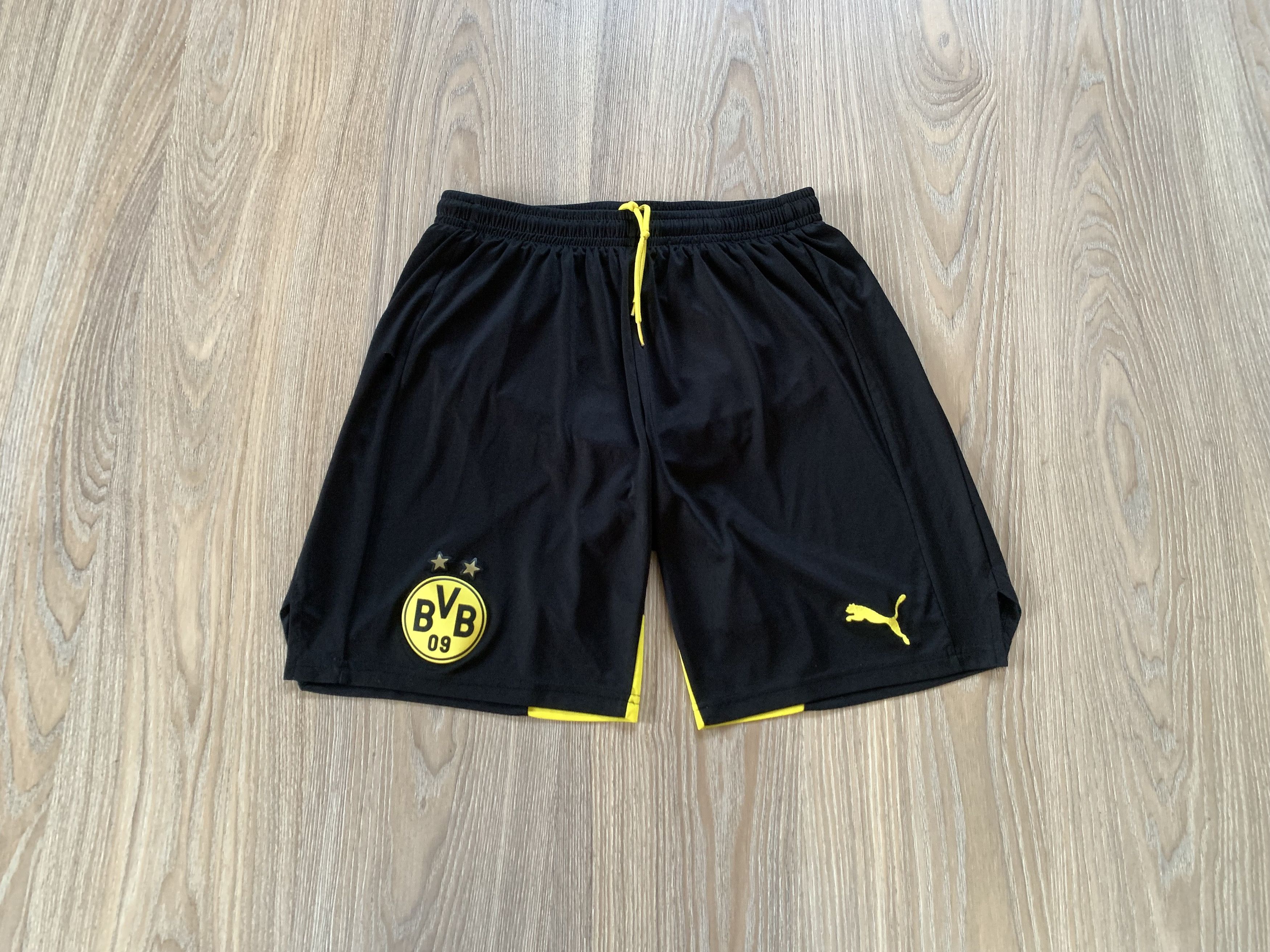 Puma Puma Borussia Dortmund Home Kit Soccer Shorts Size US 32 / EU 48 - 1 Thumbnail