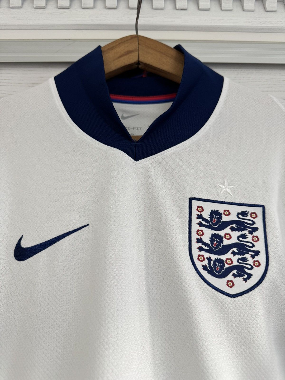 Nike England 2024-2025 Home Soccer Jersey Football Kit Shirt Size US S / EU 44-46 / 1 - 6 Thumbnail