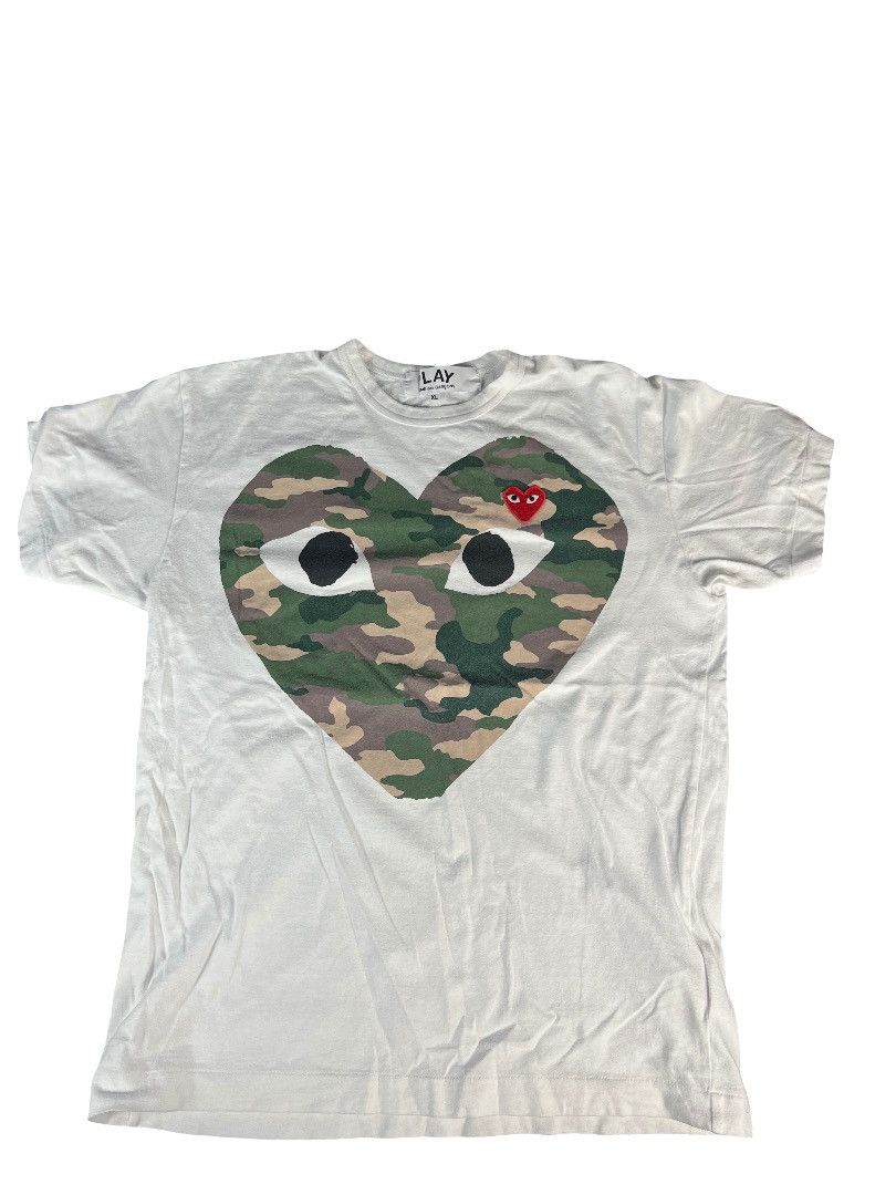 Comme des Garcons Comme des Garçons PLAY Camo Heart Tee – White (XL) Size US XL / EU 56 / 4 - 1 Thumbnail