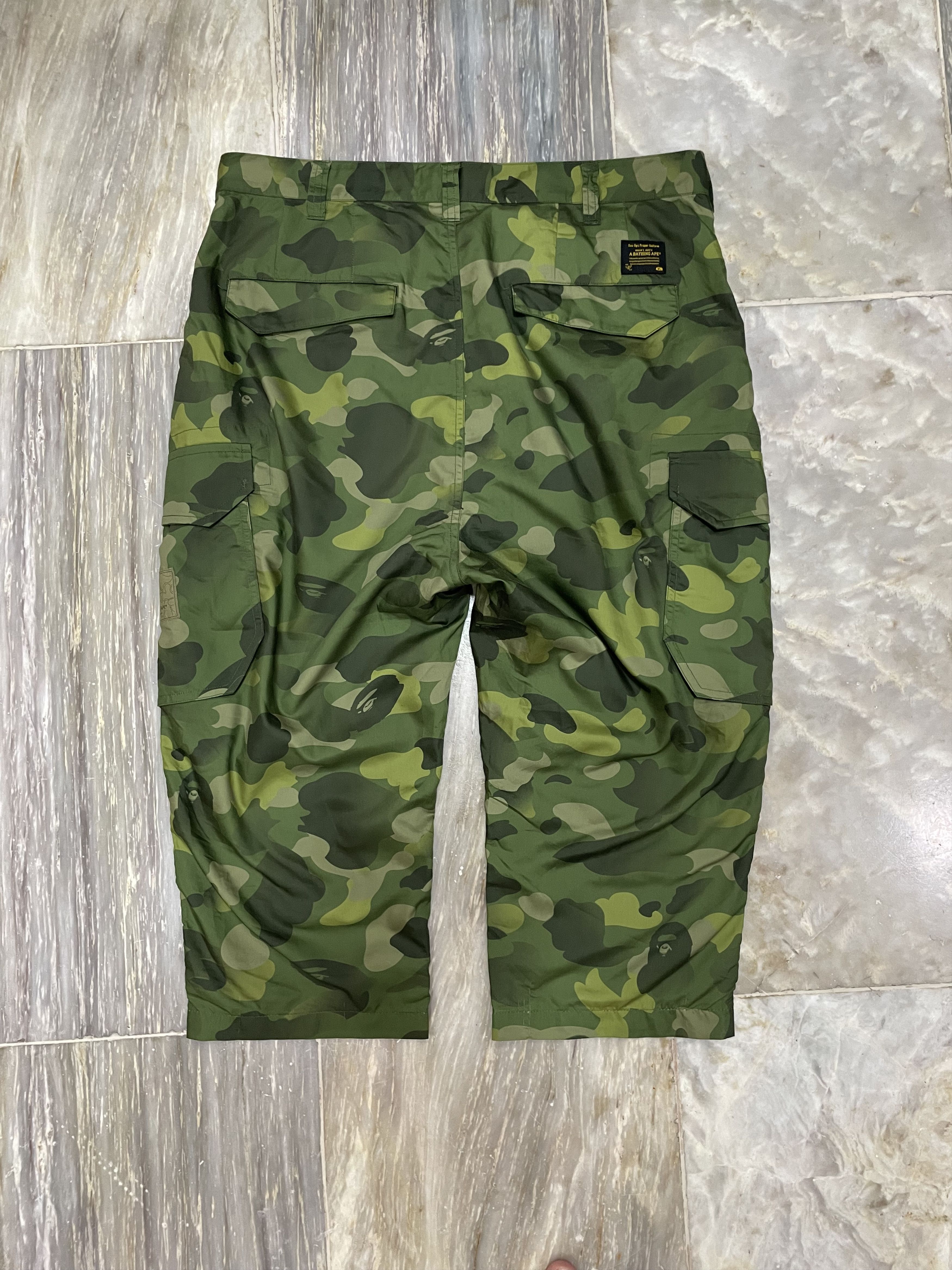Bape Bape Color Camo Green - Cargo Cropped Nylon Pants Size US 34 / EU 50 - 8 Thumbnail