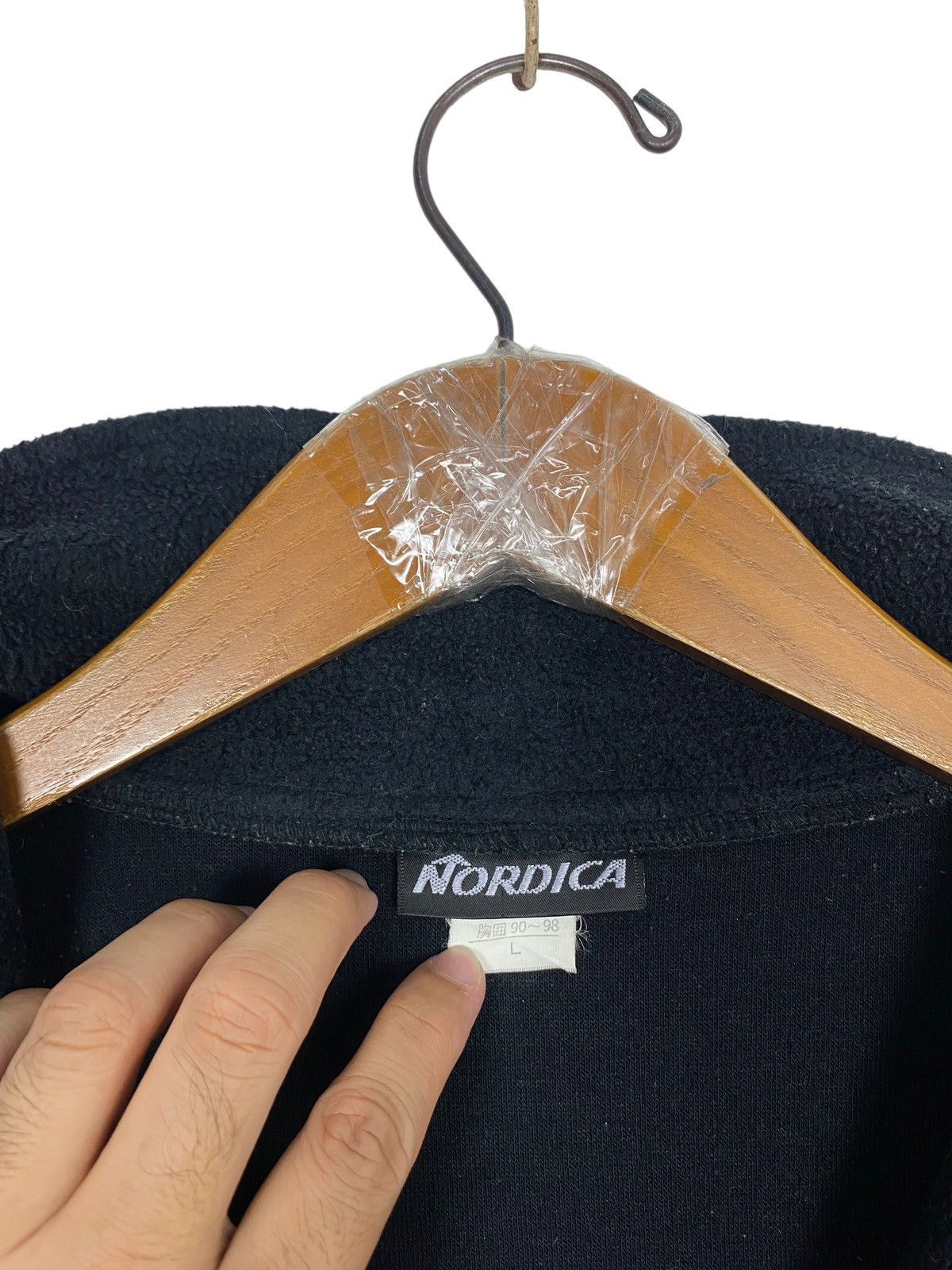Japanese Brand Rare‼️ Vtg Nordica Fleece Half Zipper Embroidery Center Logo Size US M / EU 48-50 / 2 - 4 Thumbnail