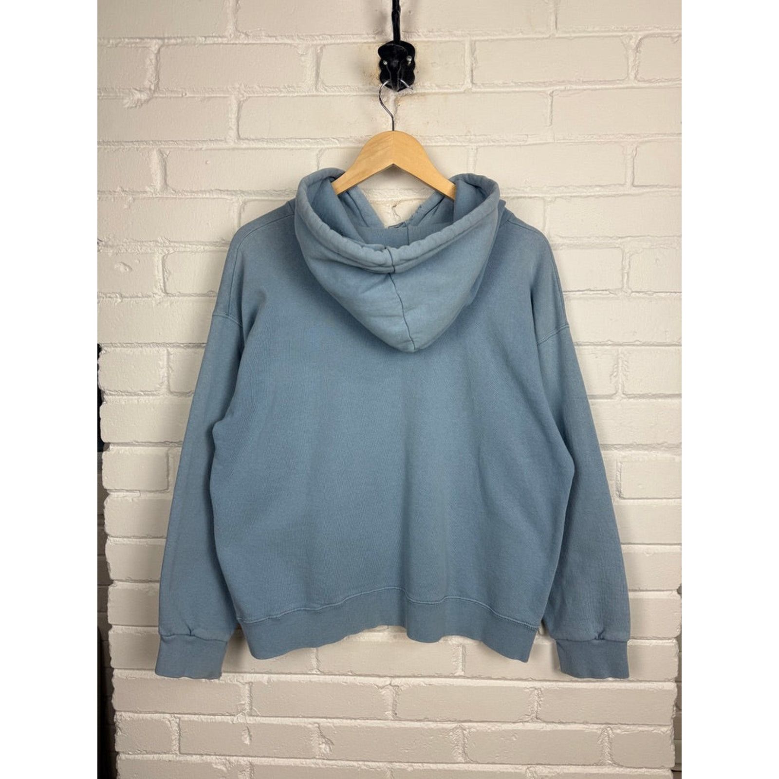 Vintage Vintage 90s Adidas Embroidered Logo Sweatshirt L Baby Blue Size US L / EU 52-54 / 3 - 2 Thumbnail