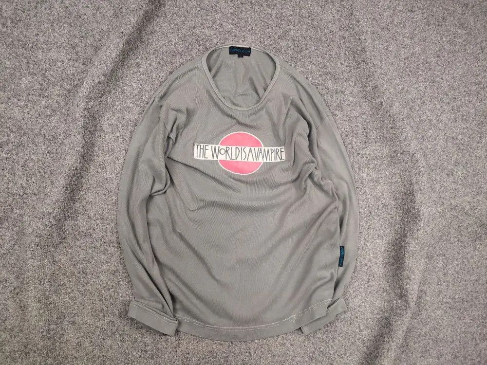 Band Tees Vintage The World Is Vampire Smashing Pumpkins long sleeve Size US M / EU 48-50 / 2 - 1 Thumbnail