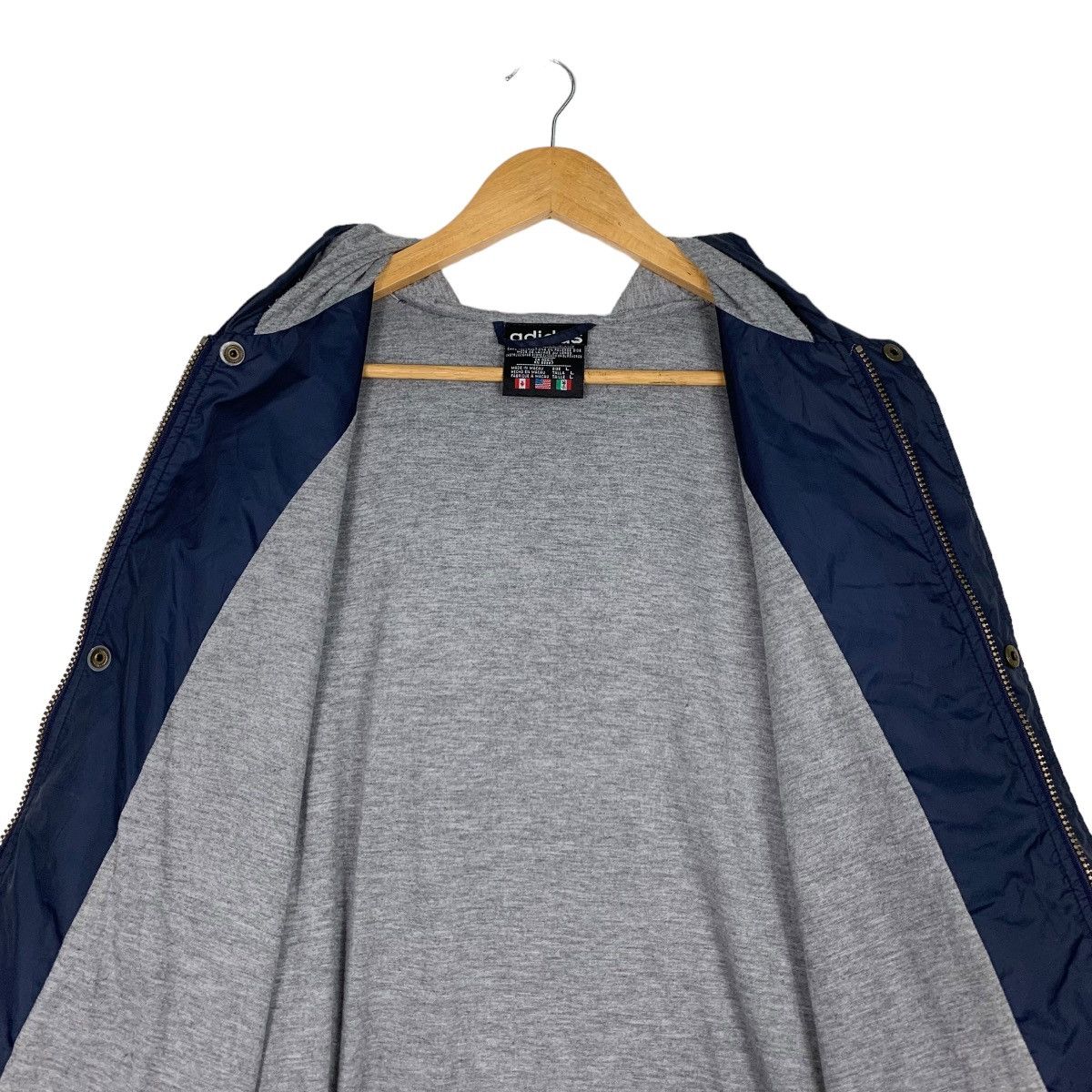 Adidas 90's ADIDAS Windbreaker Jacket #0936-C42 Size US L / EU 52-54 / 3 - 12 Thumbnail
