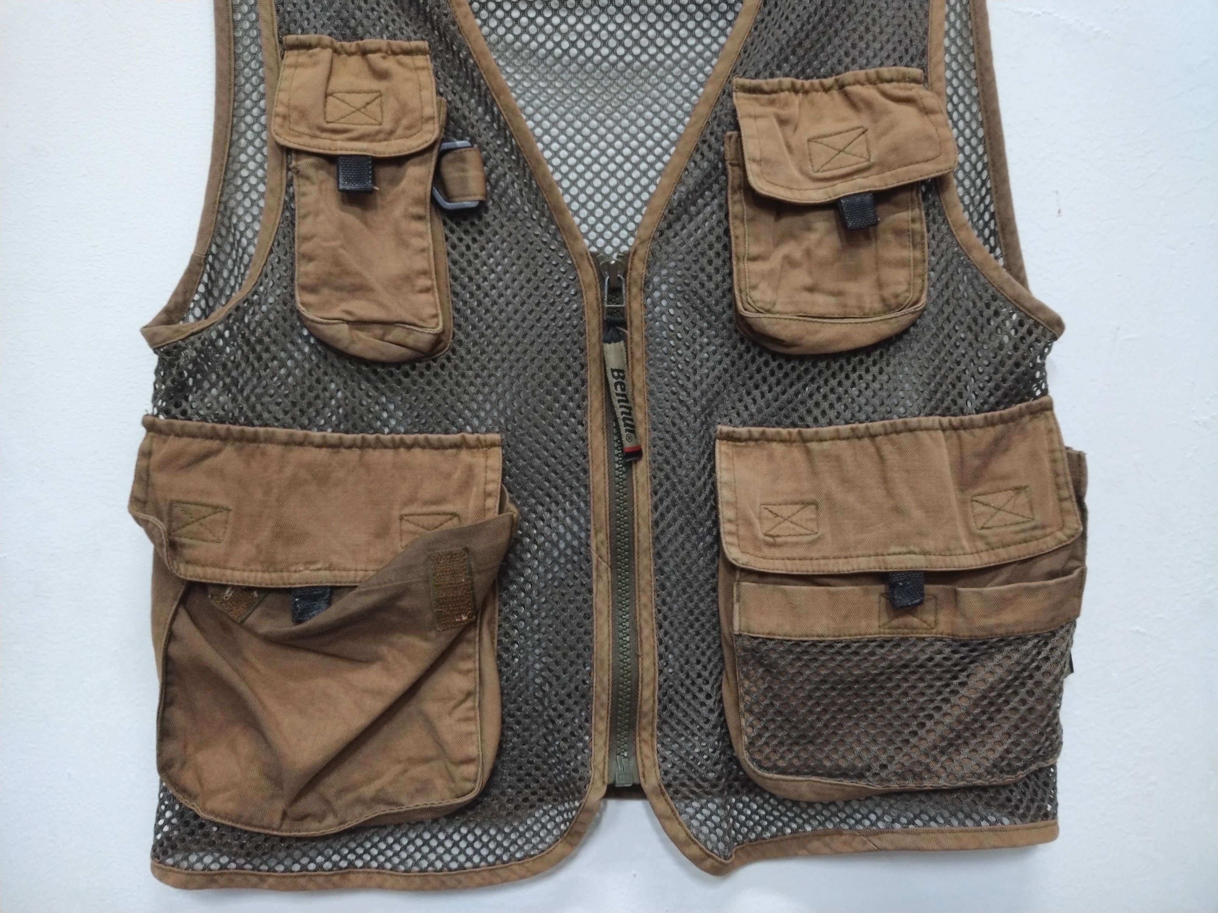 Outdoor Research 3 PCS NICE DESIGN UTILITY CASUAL VESTS NETTING AND CAMOO Size US L / EU 52-54 / 3 - 16 Thumbnail