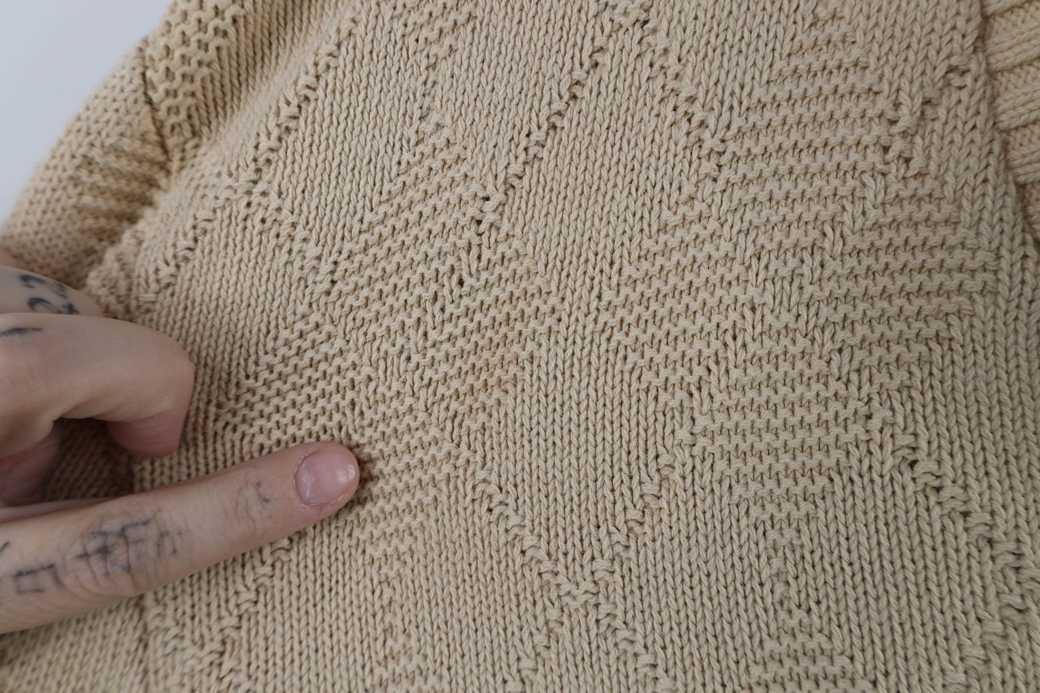 Vintage Vintage 90s Streetwear Diamond Knit V-Neck Sweater Beige Size L / US 10 / IT 46 - 5 Thumbnail