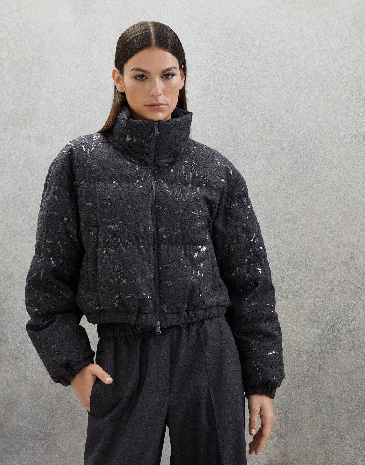 Brunello Cucinelli o1la1rc1a0225 Padded Jacket With Sequins in Black Size L / US 10 / IT 46 - 1 Thumbnail