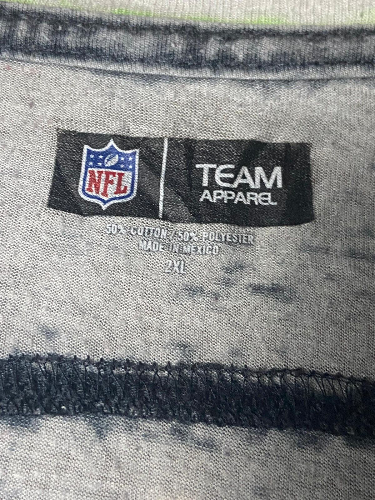 Japanese Brand NFL Team Seattle Seahawks Sports Tshirt (166) Size XXL / US 16-18 / IT 52-54 - 8 Thumbnail