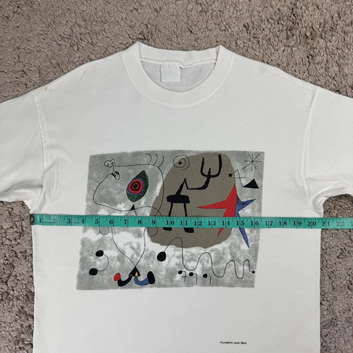 Vintage Vintage Fundació Joan Miró Art Woman Dreaming of Escape Tee Size US L / EU 52-54 / 3 - 13 Thumbnail