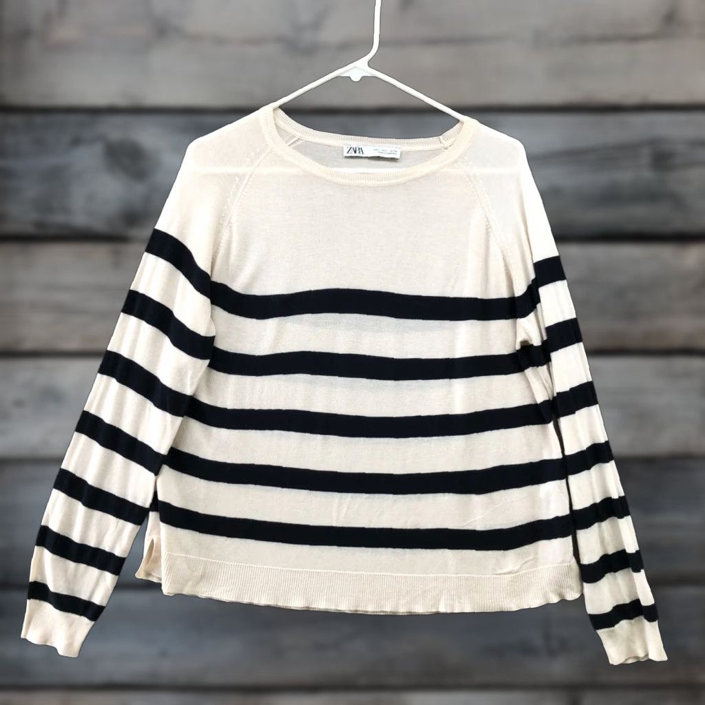 Zara VINTAGE Zara Knit Sweater Women L Ivory Navy Striped Crewneck Casual Pullover Lightweight Size L / US 10 / IT 46 - 1 Thumbnail