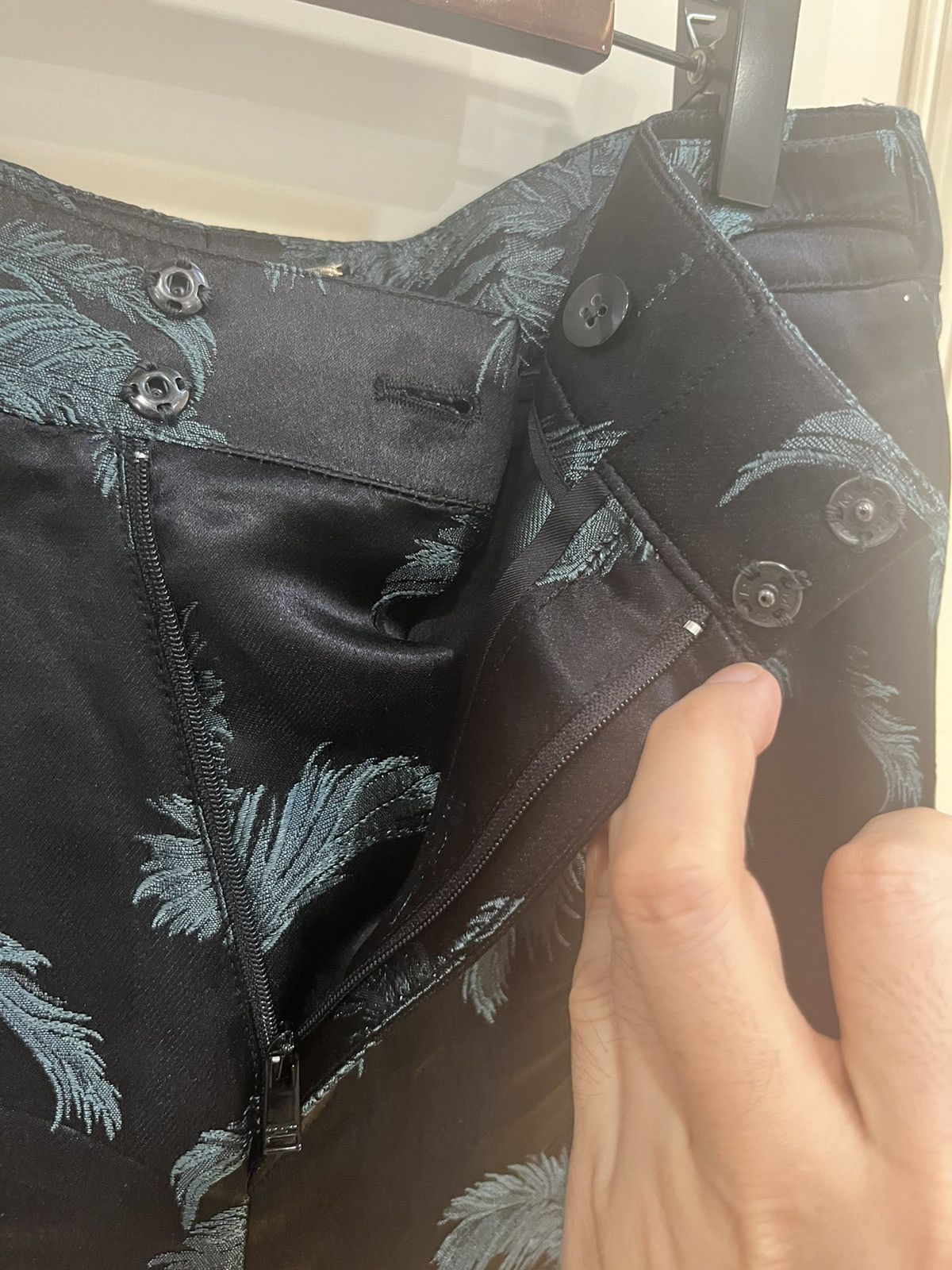 Saint Laurent Paris shawl lapel silk jacquard jacket and pants Size 46R - 9 Thumbnail