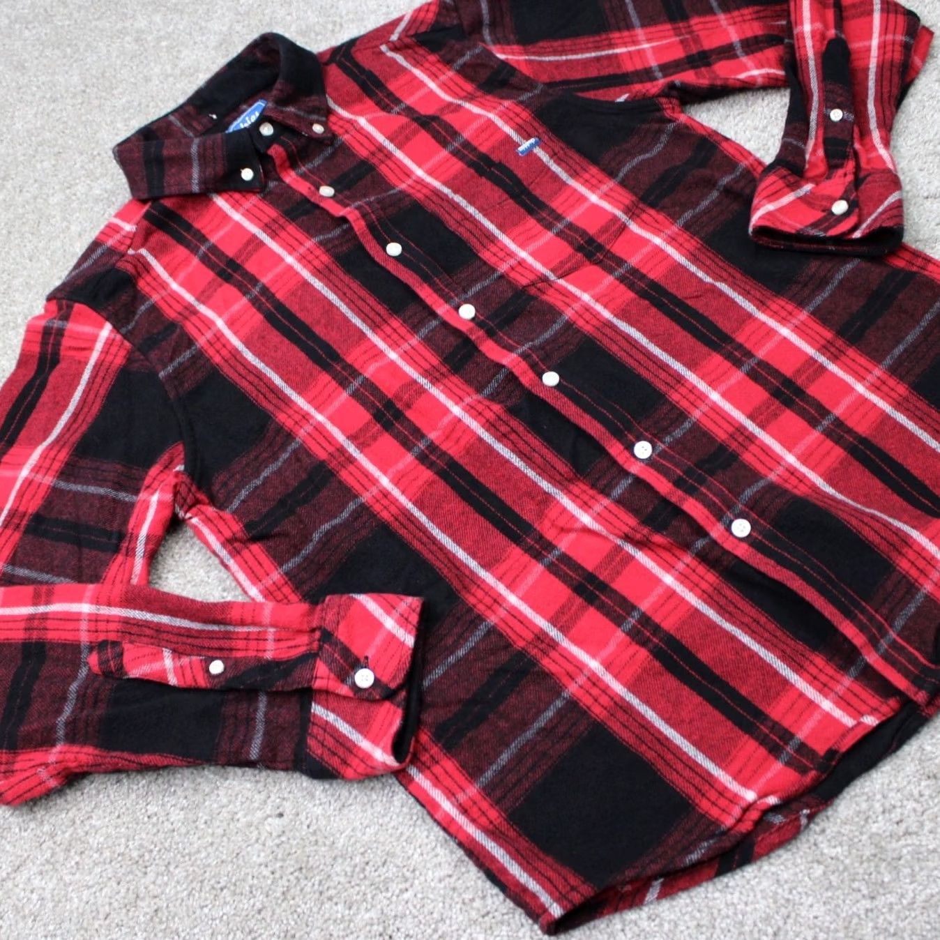Chubbies Chubbies Shirt Mens Large Red & Black Plaid Flannel Cotton Stretch Long Sleeve Button-Up Casual Shirt Mens L Red Plaid Size US L / EU 52-54 / 3 - 6 Thumbnail