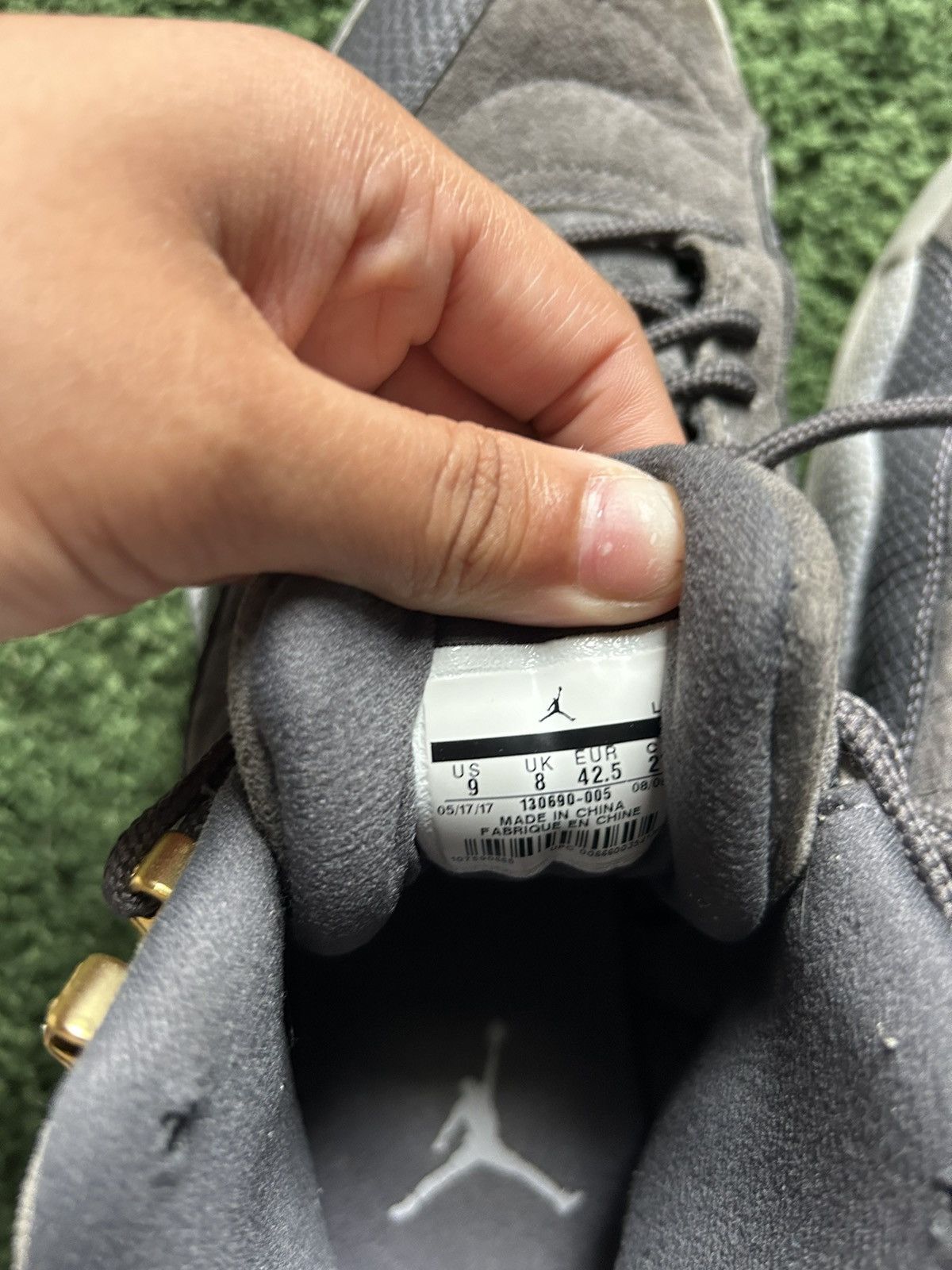 Jordan Brand × Vintage Jordan Grey Wolves 12s Size US 9 / EU 42 - 6 Thumbnail