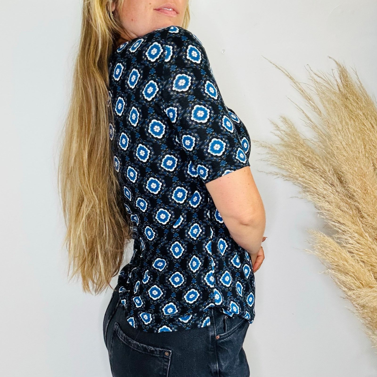 Loft LOFT Black White Blue Print Half Sleeve $68 Blouse Shirt XS Size XS / US 0-2 / IT 36-38 - 13 Thumbnail