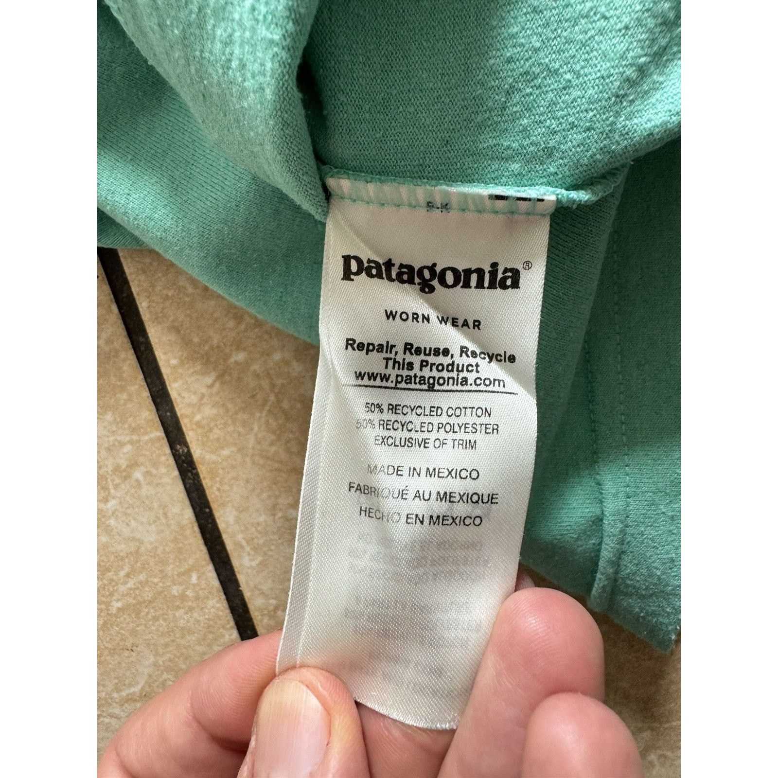 Patagonia Vintage Patagonia Big Logo longsleeve shirt Size US M / EU 48-50 / 2 - 6 Thumbnail