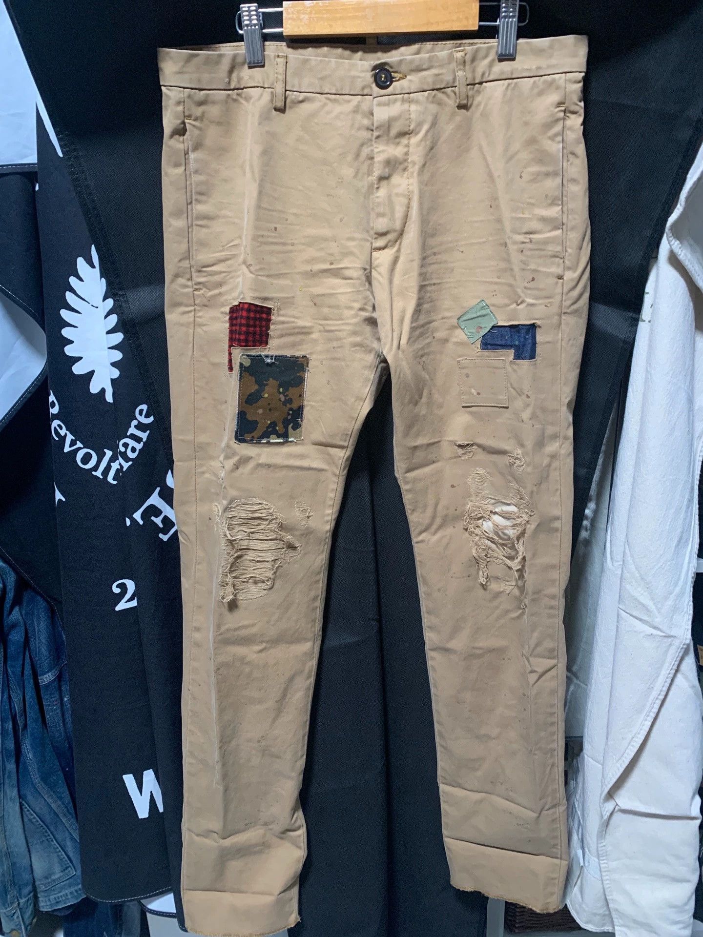 Dsquared2 Beige Distressed Patchwork Casual Pants Size 30 Size US 30 / EU 46 - 1 Thumbnail