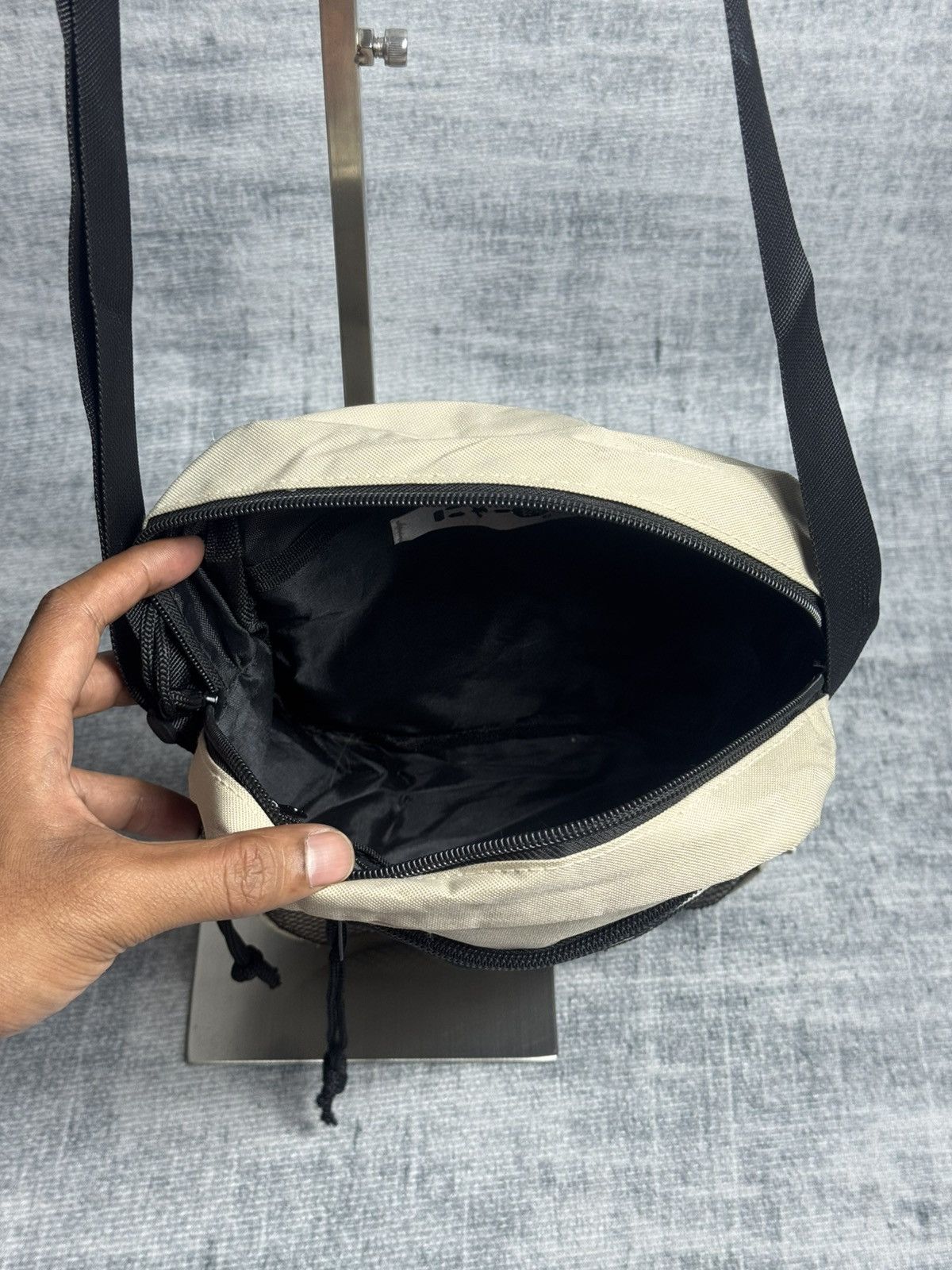 Ne-Net Ne-net Nya Cat Sling Bag Size ONE SIZE - 8 Thumbnail