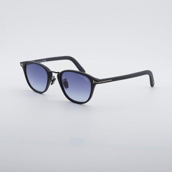 Tom Ford FT1049-D 02W Sunglasses Matte Black Square Frame