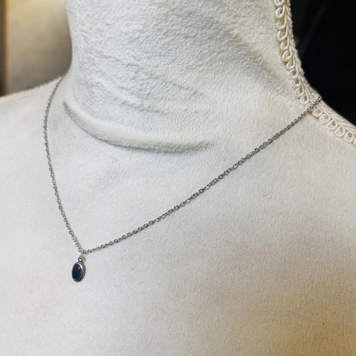 Handmade Handcrafted salvaged vintage simulated fire opal necklace Size ONE SIZE - 3 Thumbnail