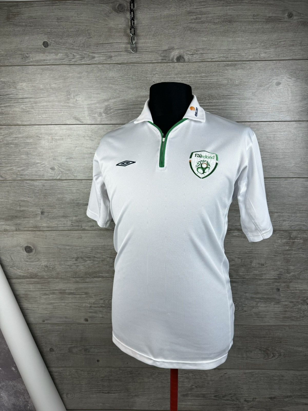 Umbro OFFICIAL UMBRO PRODUCT FAlreland SIZE L Size US L / EU 52-54 / 3 - 2 Thumbnail