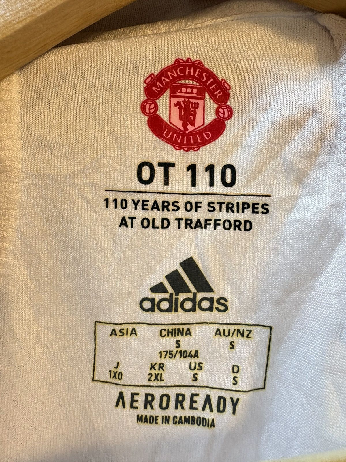 Adidas 2020 Manchester United Third Kit Size US S / EU 44-46 / 1 - 5 Thumbnail