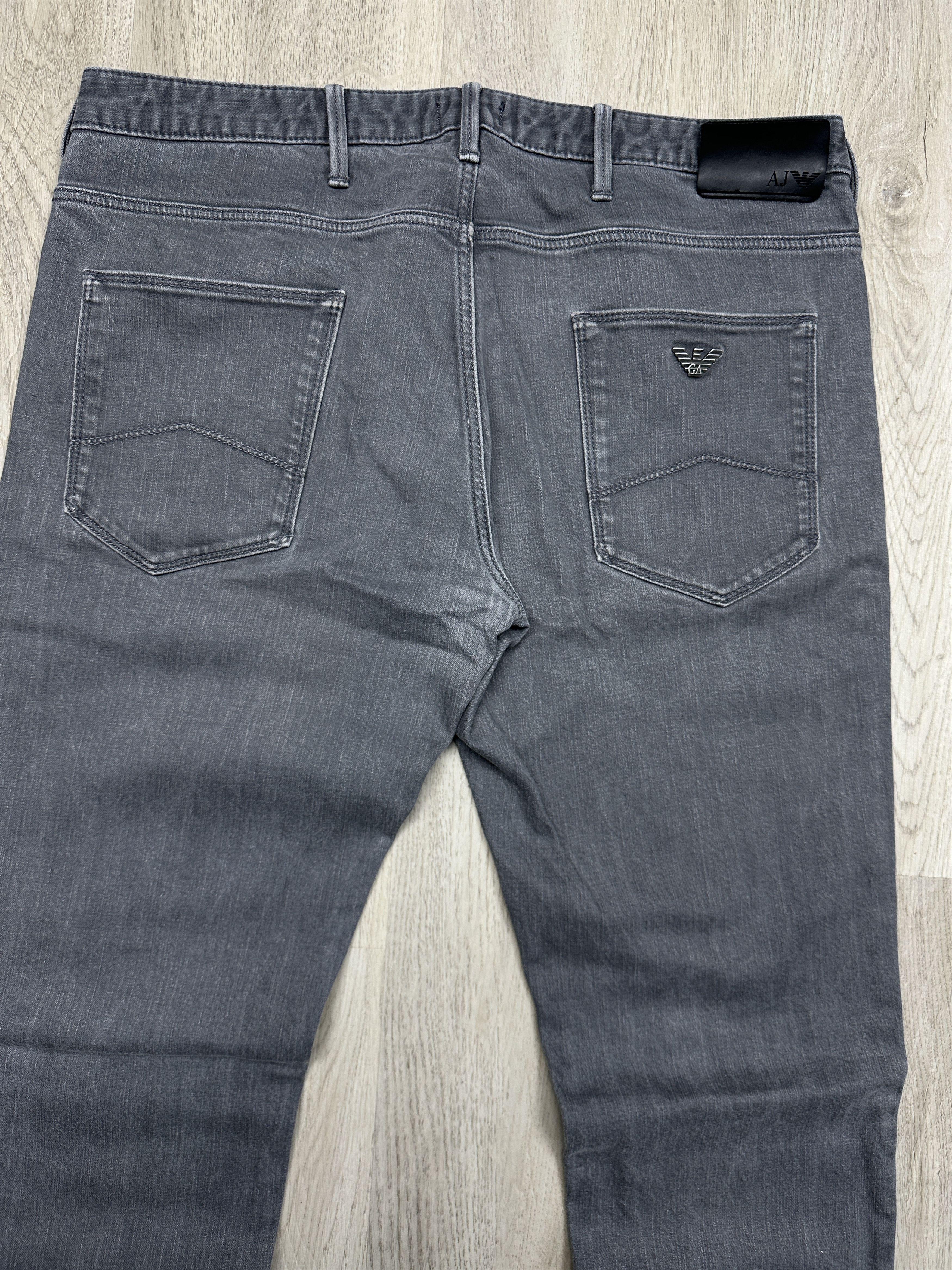 Armani Armani Jeans Vintage Mens Denim Pants Jeans Size US 34 / EU 50 - 2 Thumbnail