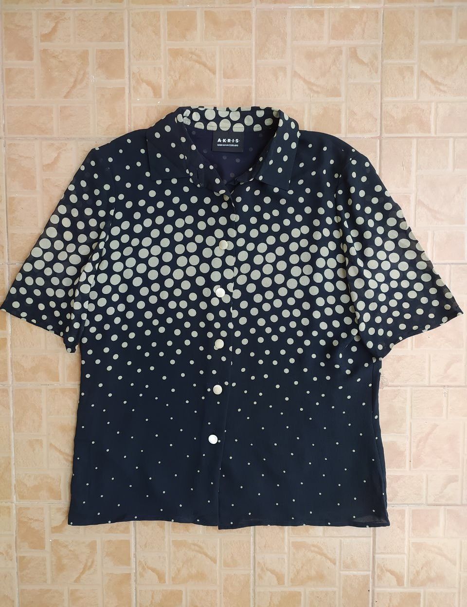 Akris AKRIS SILK POLKA DOT BLOUSE SHIRT SIZE 38 US 8 Size M / US 6-8 / IT 42-44 - 1 Thumbnail