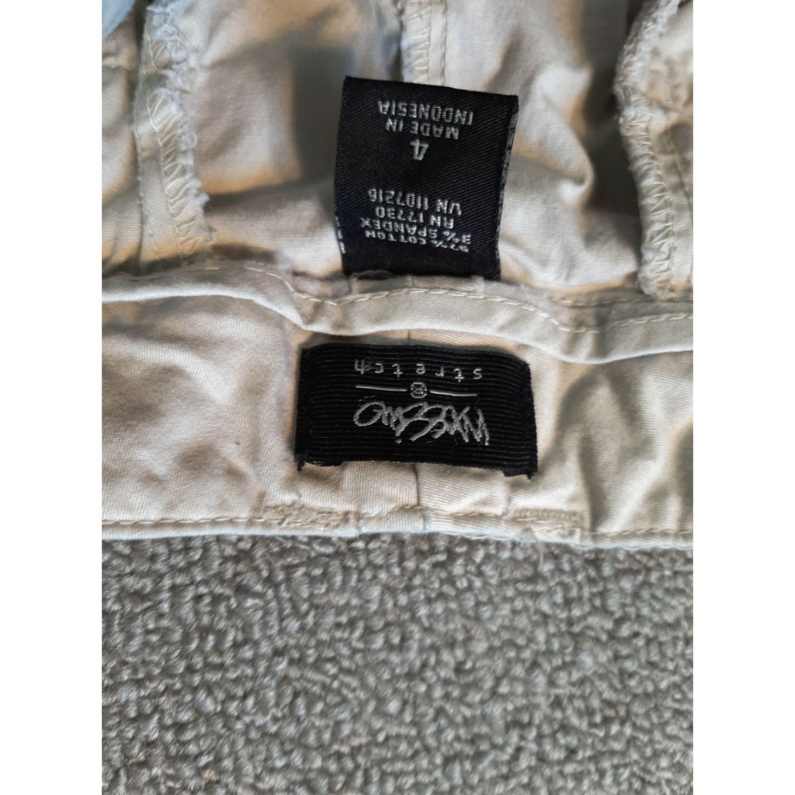 Mossimo Mossimo Womens Shorts Size 4 Stretch Casual Beige Regular Front Pockets Zip Boyfriend Cotton Blend Vintage No Size 27" / US 4 / IT 40 - 3 Thumbnail
