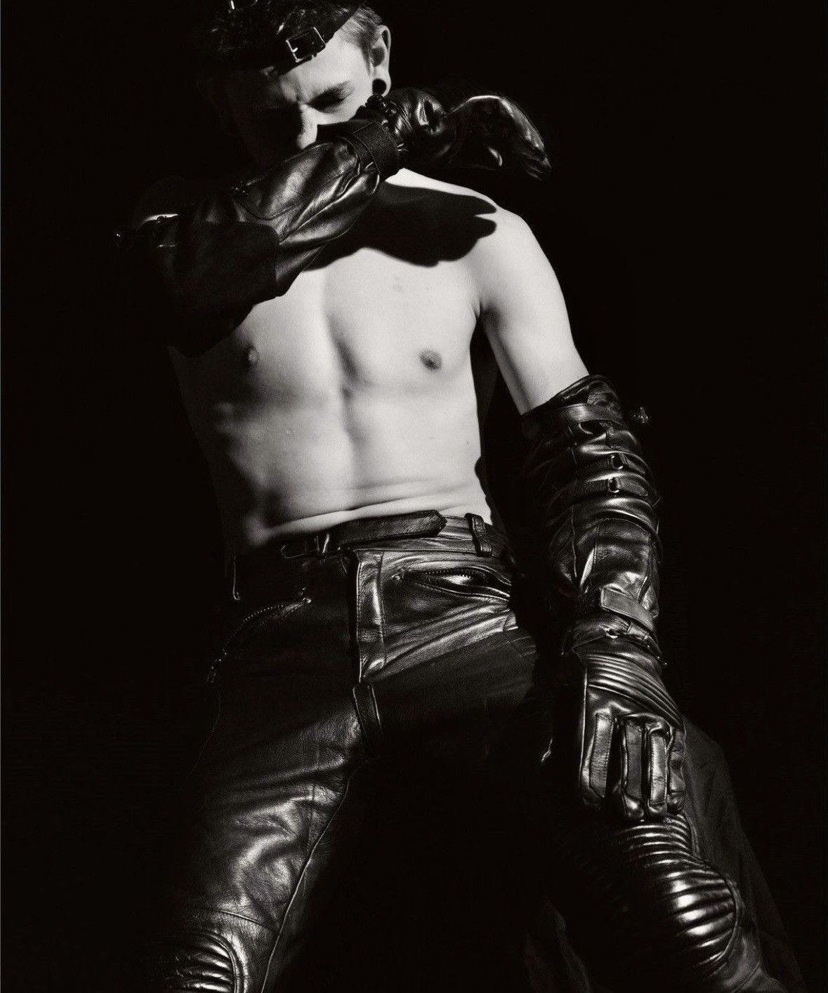 Raf Simons A/W 2007 Long Leather Biker Gloves Size ONE SIZE - 11 Thumbnail