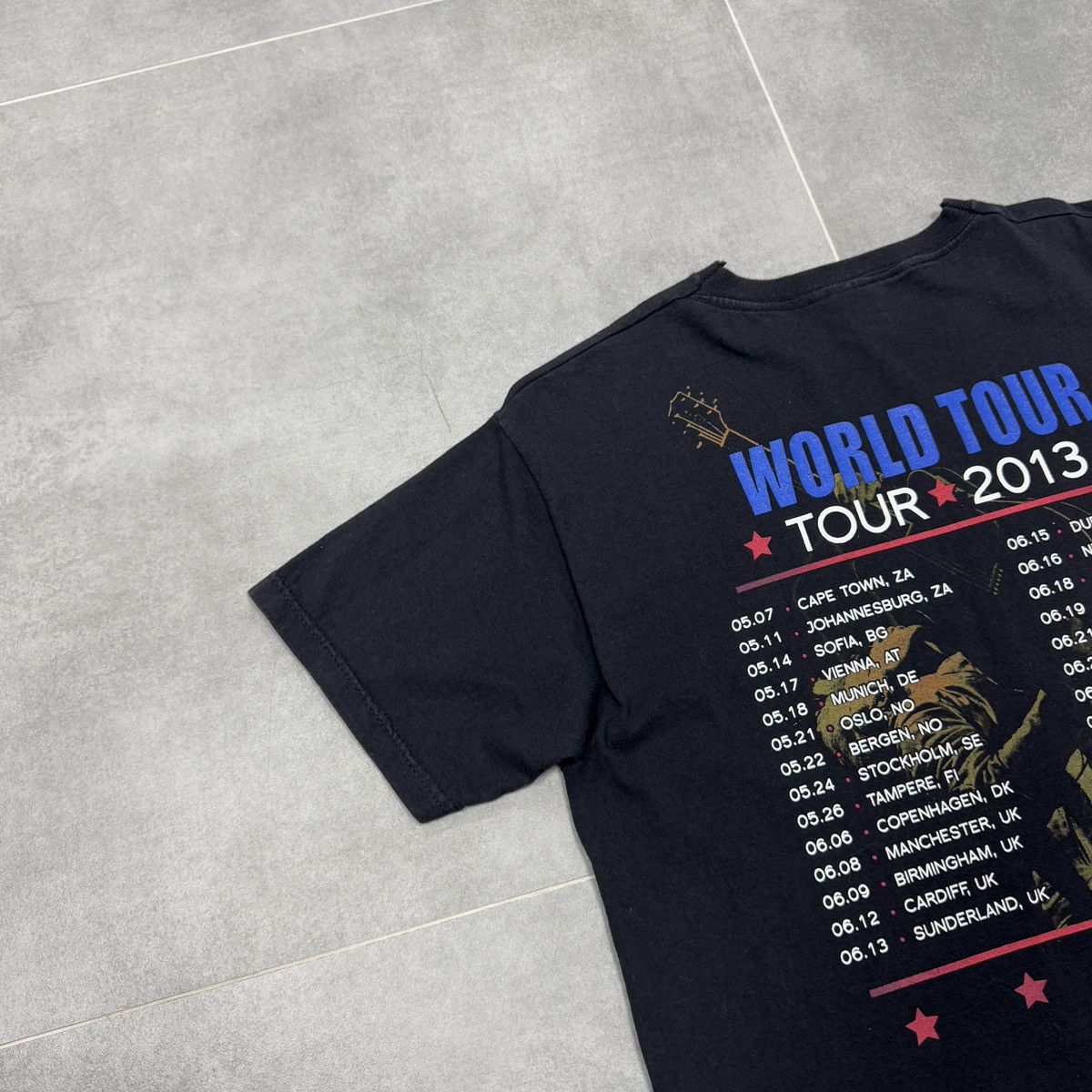 Band Tees × Bon Jovi Bon Jovi "Because We Can" World Tour T-Shirt Size M Size US M / EU 48-50 / 2 - 11 Thumbnail
