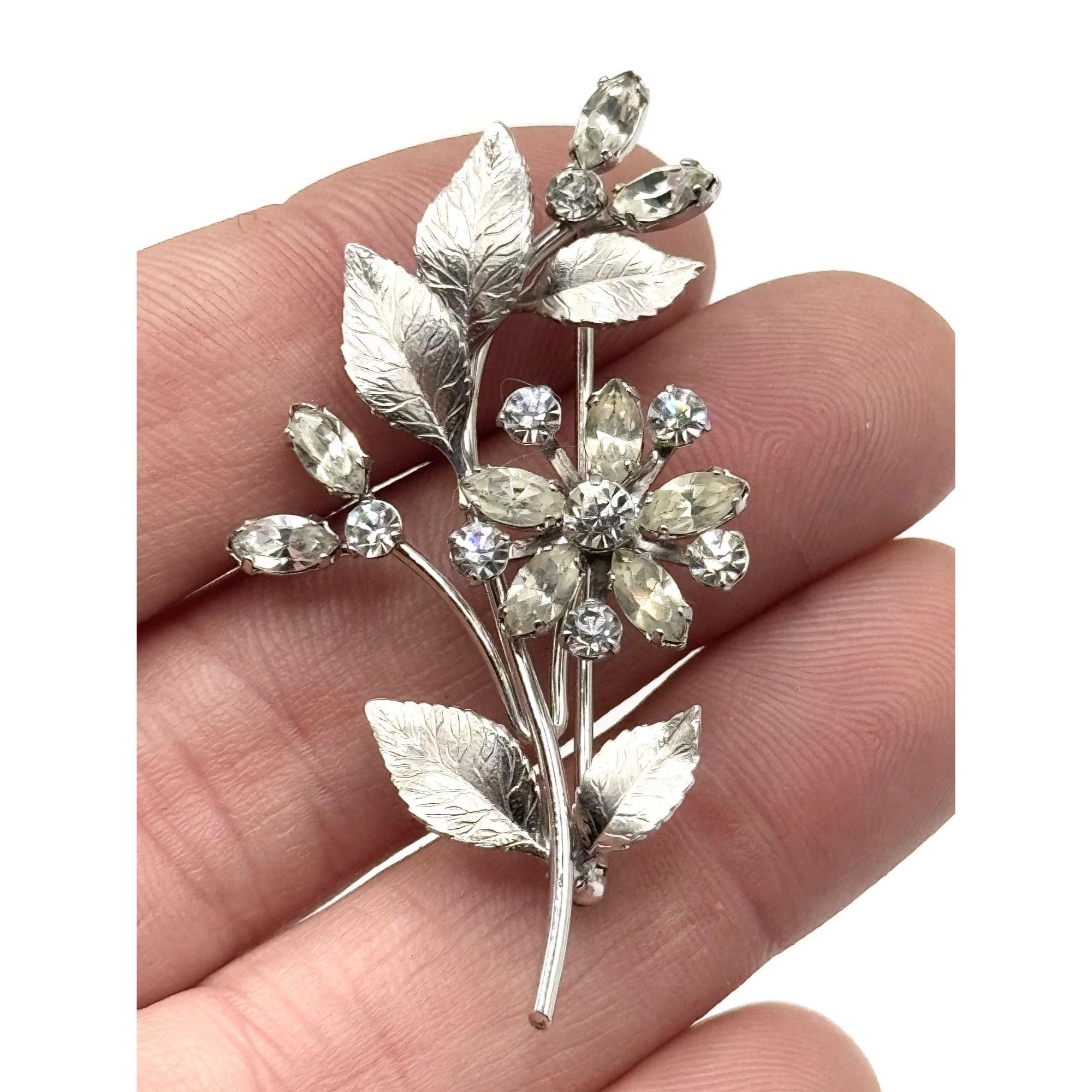 Vintage Krementz vintage glass rhinestone flower brooch pin Size ONE SIZE - 2 Thumbnail