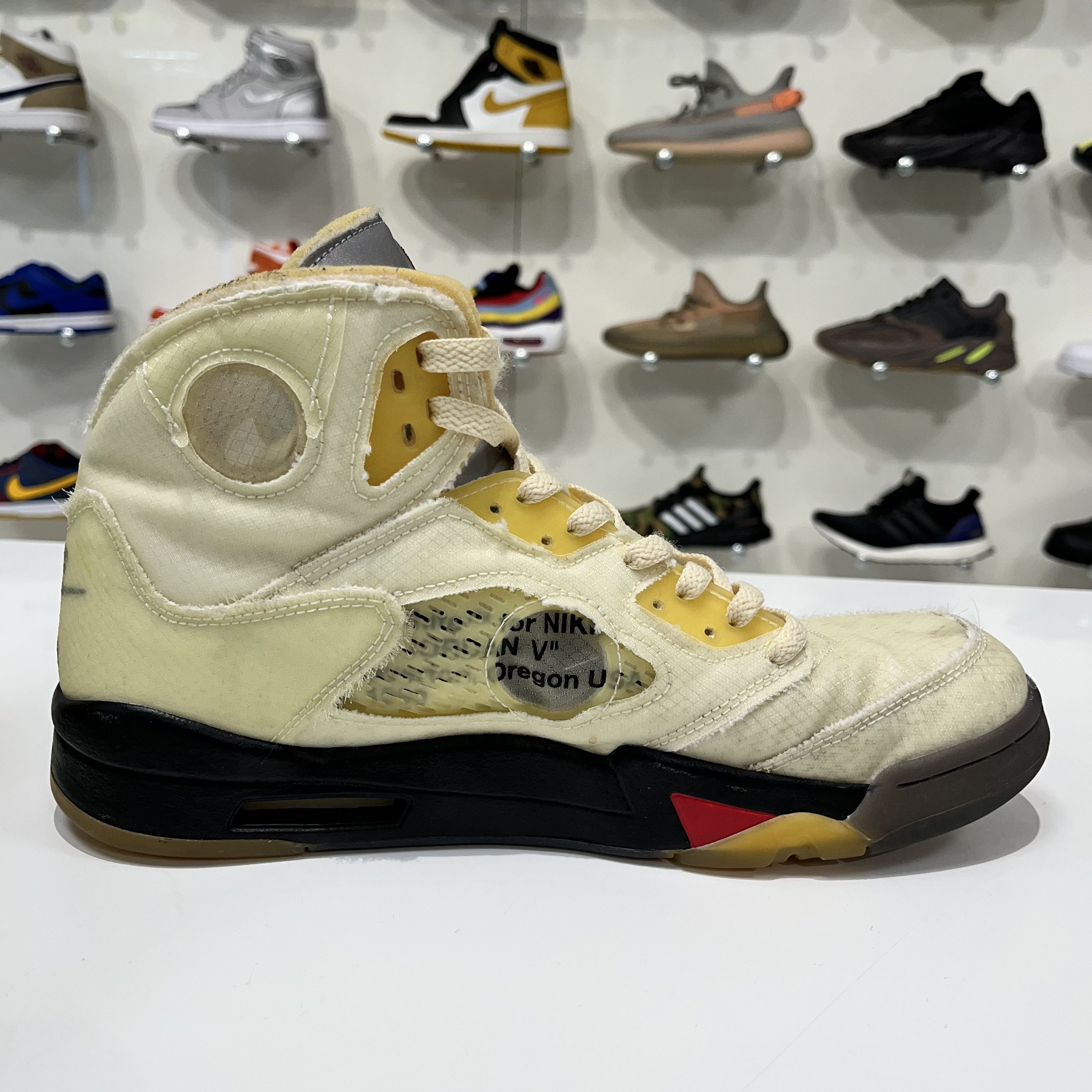 Nike × Off-White Air Jordan 5 Retro x Off-White Sail Size US 11 / EU 44 - 12 Thumbnail