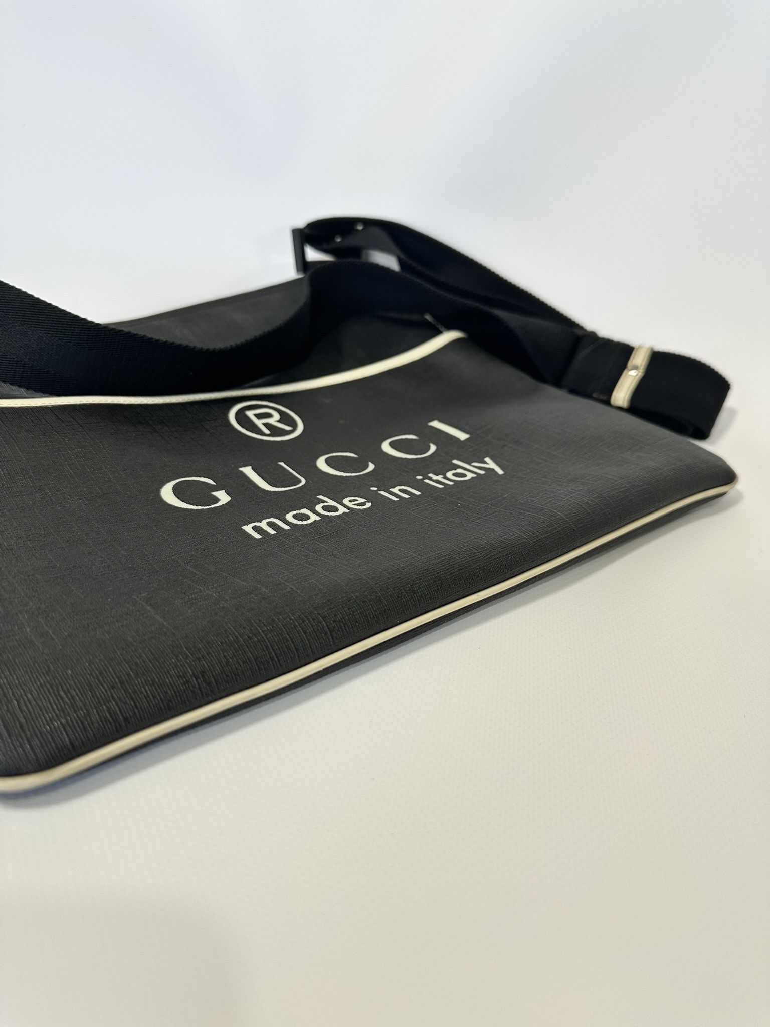 Gucci Gucci Messenger Bag Made in Italy Vintage Logo Gray Canvas Size ONE SIZE - 7 Thumbnail