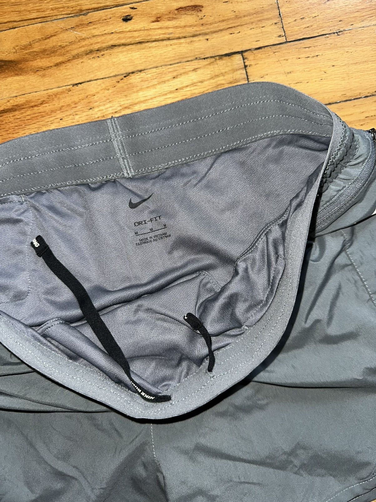 Nike Dri fit run shorts Size 30" / US 8 / IT 44 - 4 Thumbnail