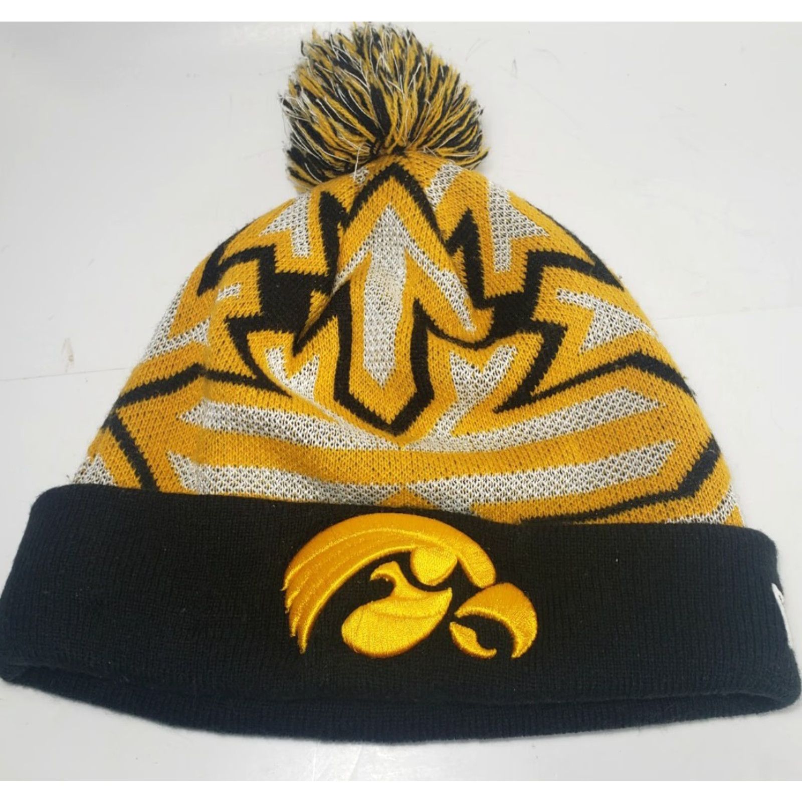 New Era New Era Iowa Hawkeyes Beanie One Size Cuffed Knit Cap Yellow + Black Unisex Adults Size ONE SIZE - 2 Thumbnail
