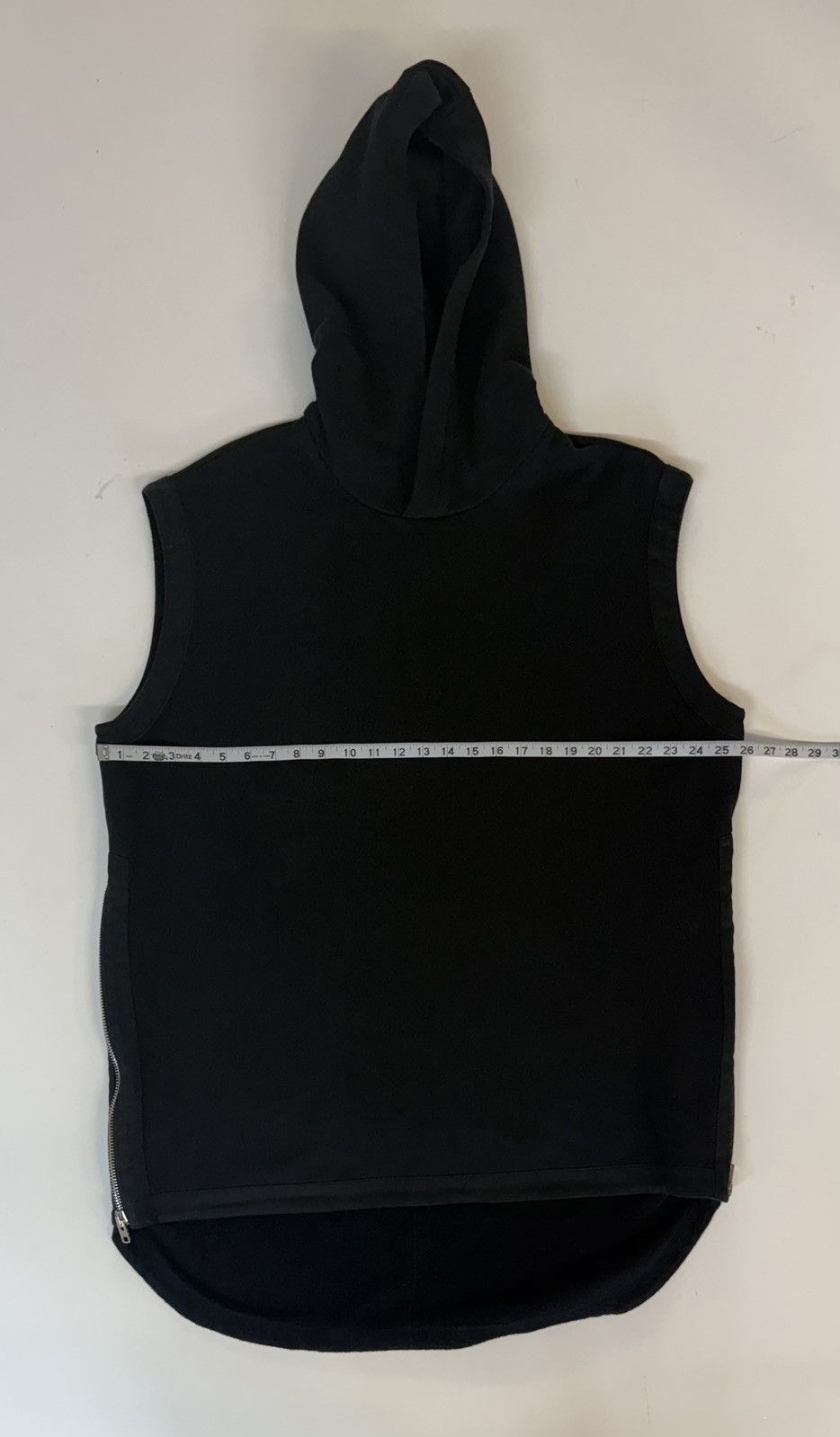 Givenchy GIVENCHY PARIS — Sleeveless Side-Zip Hoodie Vest Black | XL Size US XL / EU 56 / 4 - 21 Thumbnail