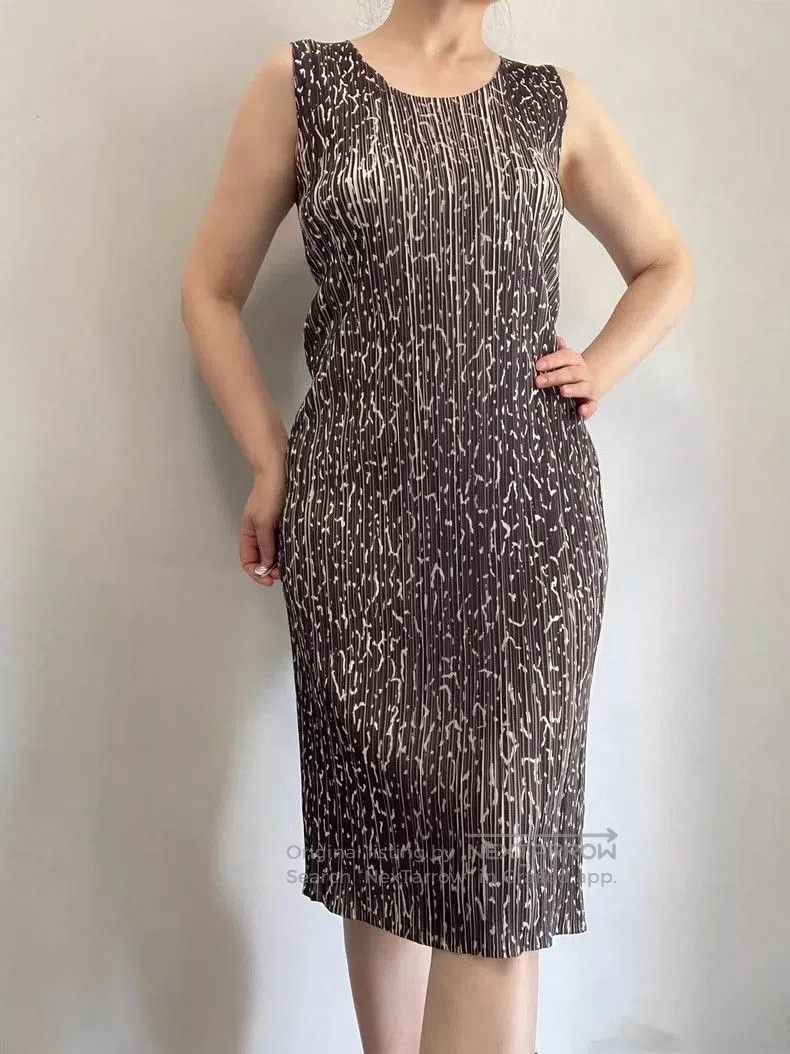 Issey Miyake Issey Miyake PP Leopard Print Dress. Size XS / US 0-2 / IT 36-38 - 2 Thumbnail