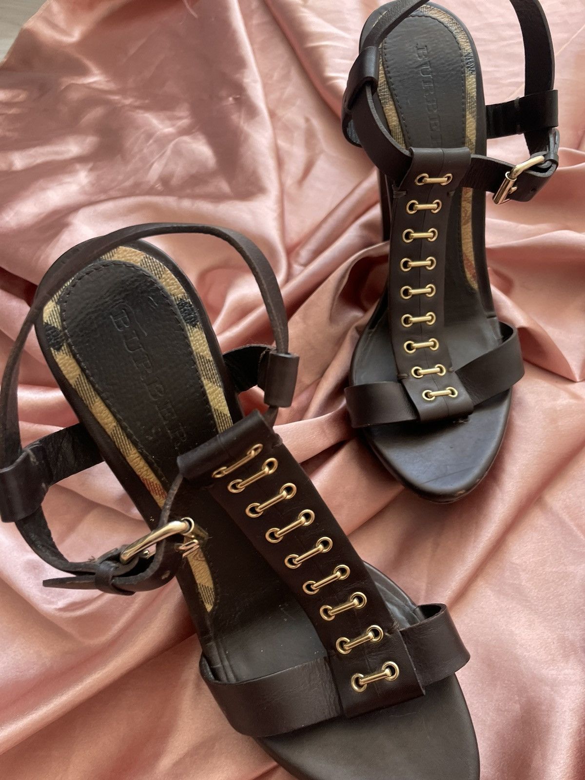 Burberry Burberry heels Size US 7.5 / IT 37.5 - 14 Thumbnail