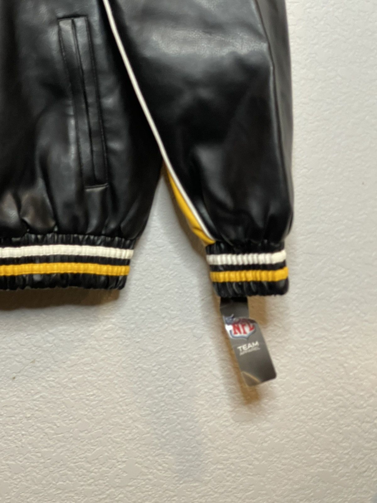 G-III Pittsburgh Steelers NFL GIII Faux Leather Jacket NWT Sz Lg Size US L / EU 52-54 / 3 - 4 Thumbnail