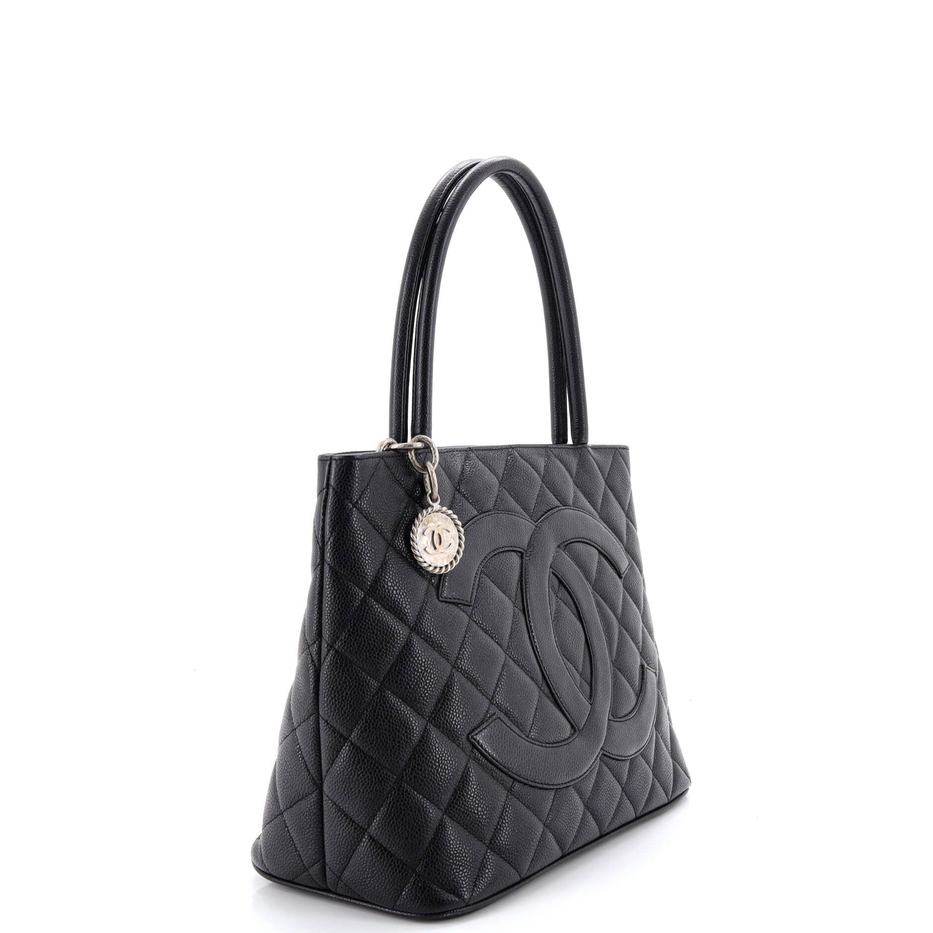 Chanel Medallion Tote Quilted Caviar Size ONE SIZE - 1 Thumbnail