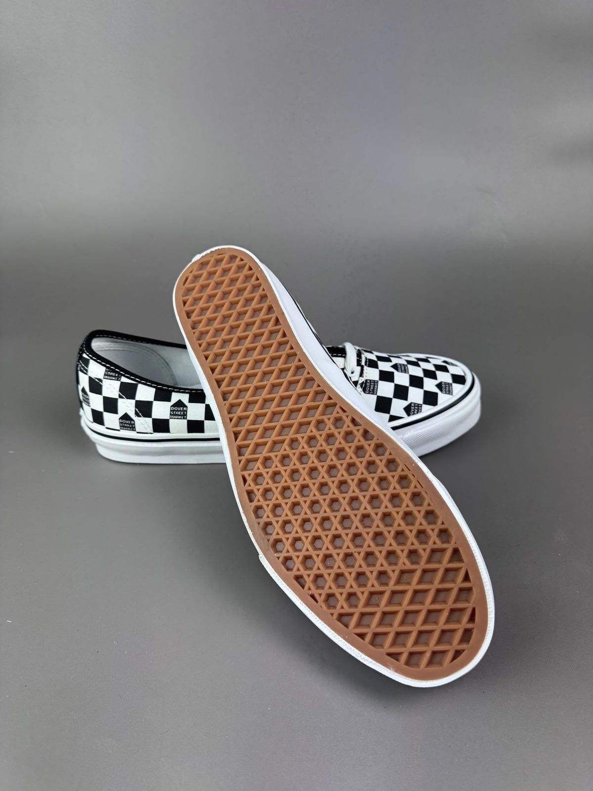 Vans Vans Checkerboard Slip-On Sneakers Size 11 Size US 12 / IT 42 - 4 Thumbnail