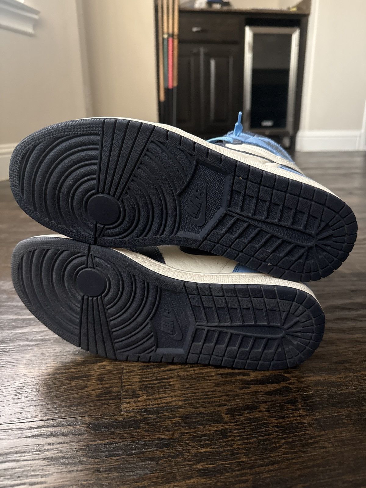 Jordan Brand Jordan 1 Obsidian Size US 11 / EU 44 - 6 Thumbnail