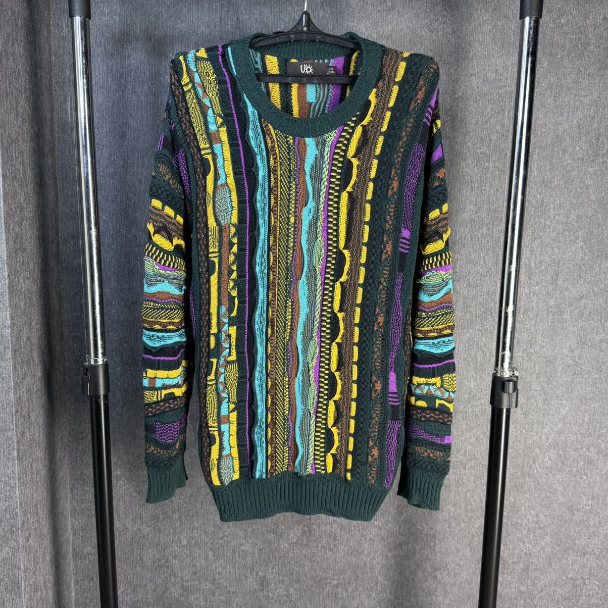 Coogi Vintage sweater coogi style 3D urban outfits knit tundra Size US L / EU 52-54 / 3 - 1 Thumbnail