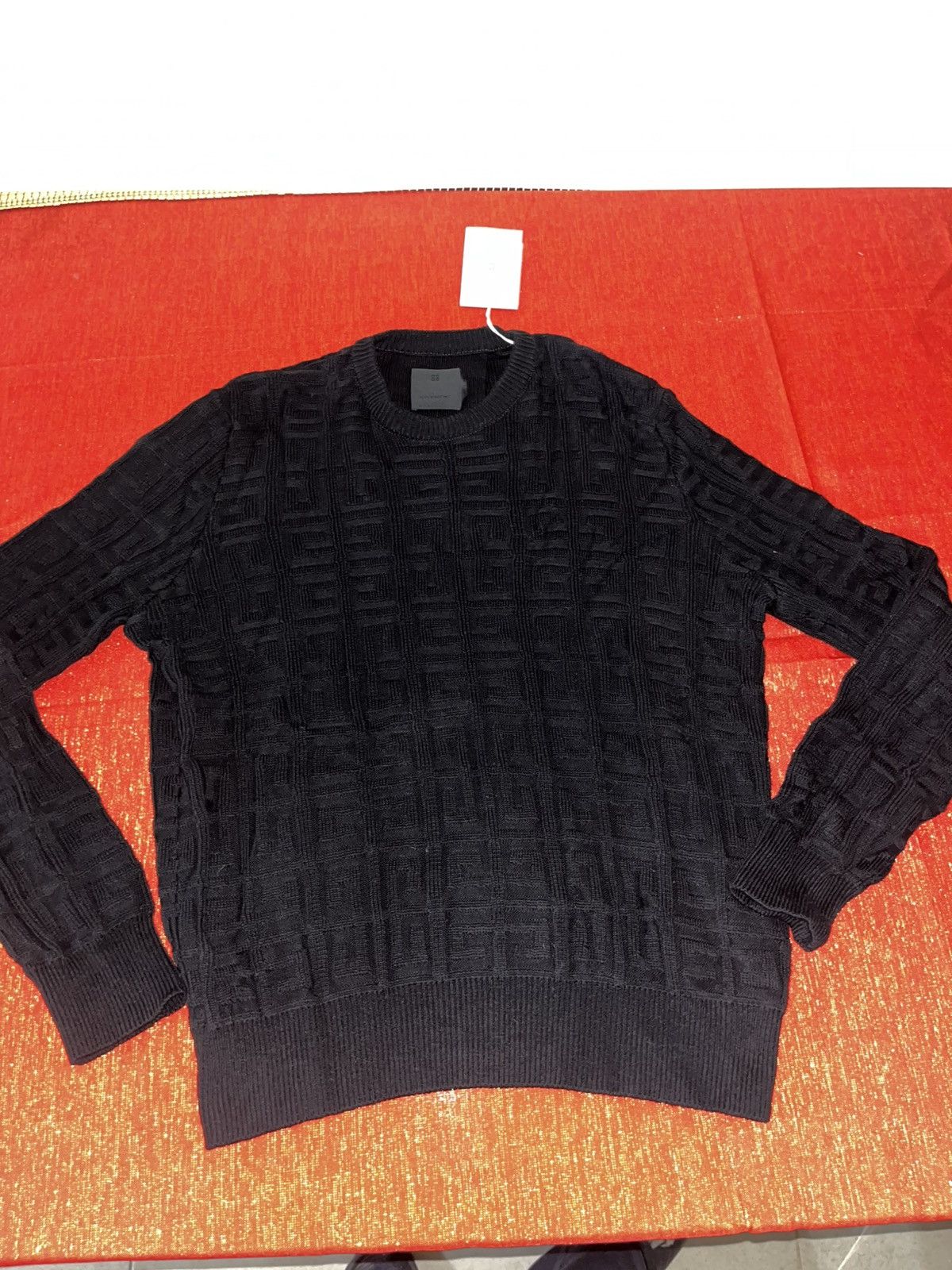 Givenchy Givenchy Sweater Sz M Size US M / EU 48-50 / 2 - 11 Thumbnail