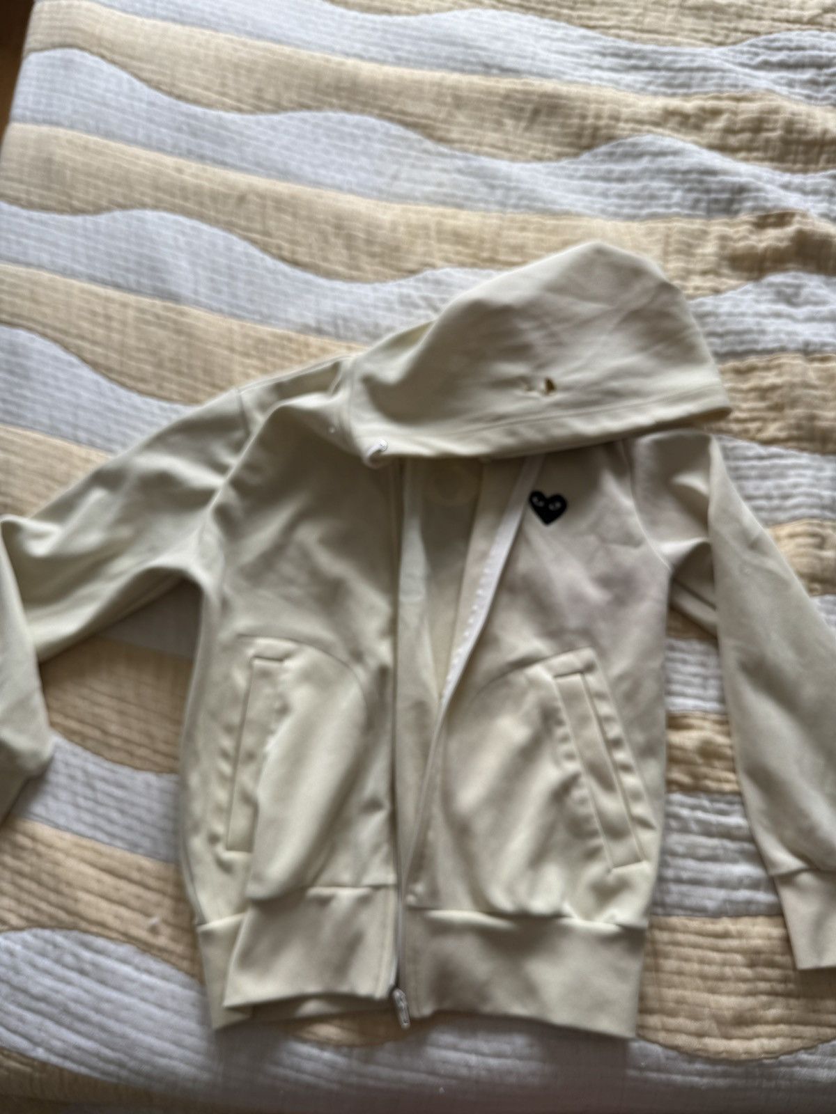 Comme des Garcons PLAY CDG Play Heart Zip Up Size S / US 4 / IT 40 - 5 Thumbnail